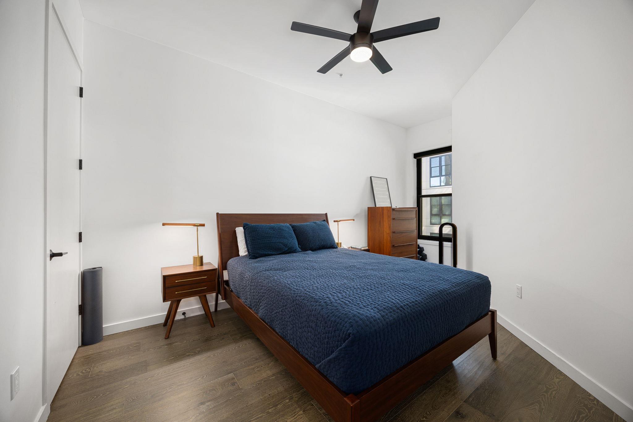 800 Embassy Dr # 204, Austin, TX 78702