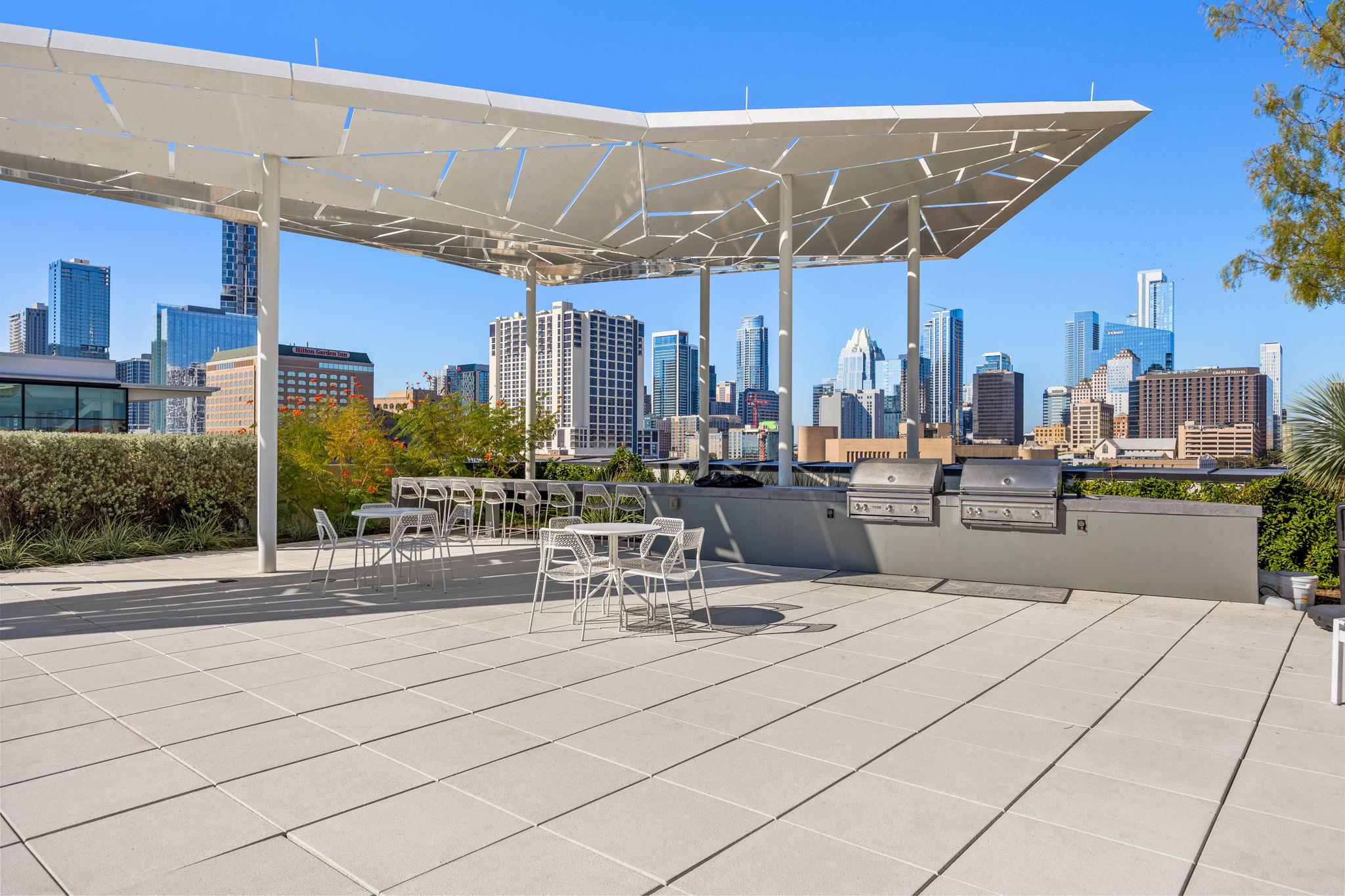 800 Embassy Dr # 204, Austin, TX 78702