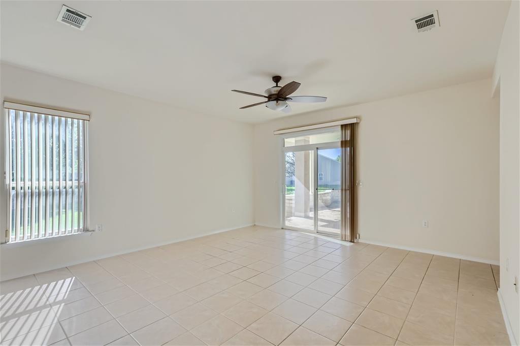 212 Summer Rd, Georgetown, TX 78633