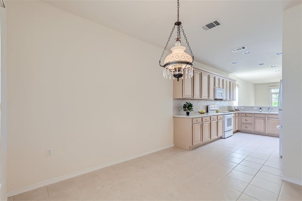 212 Summer Rd, Georgetown, TX 78633