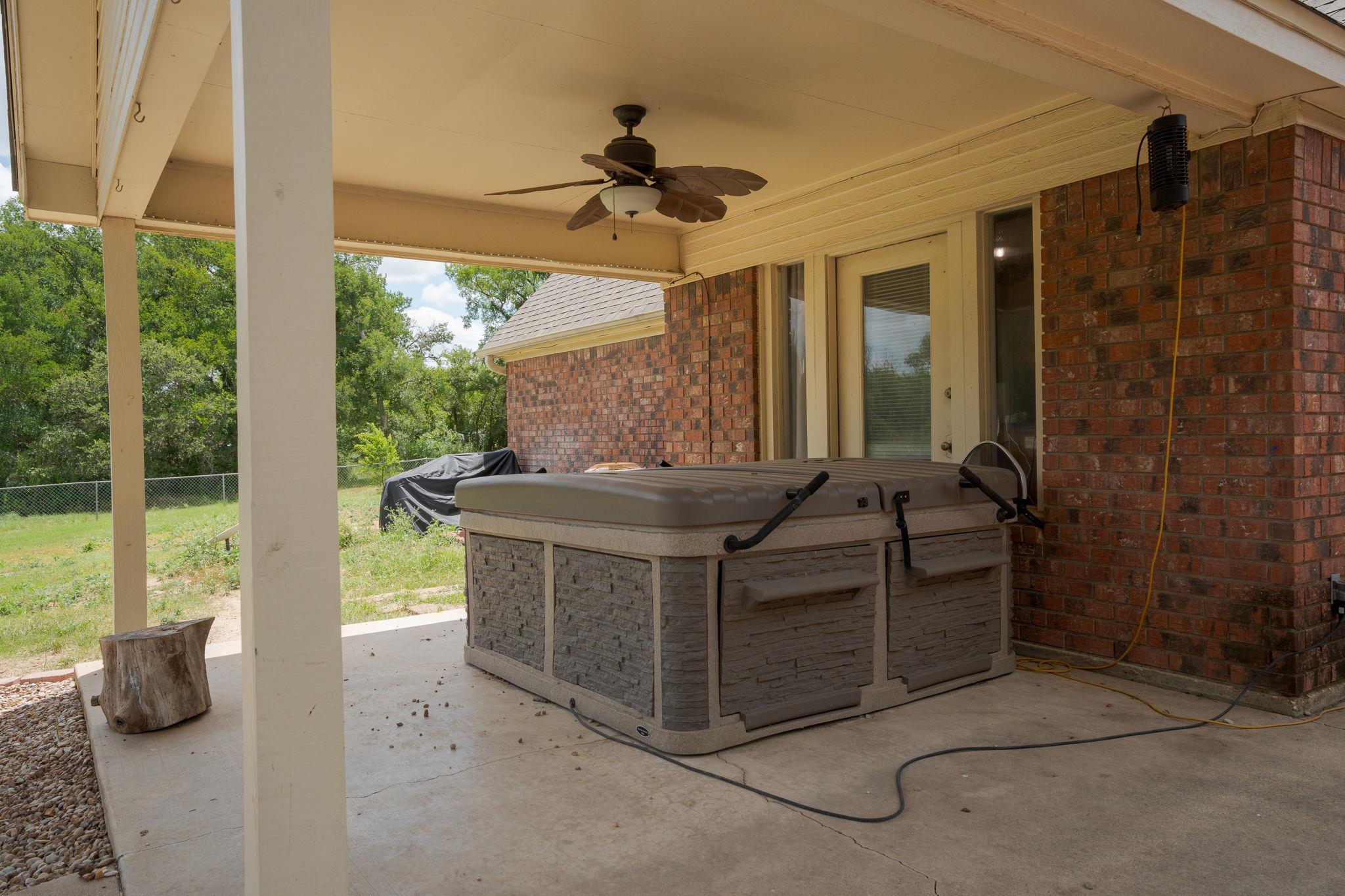 310 County Road 3080, Lampasas, TX 76550