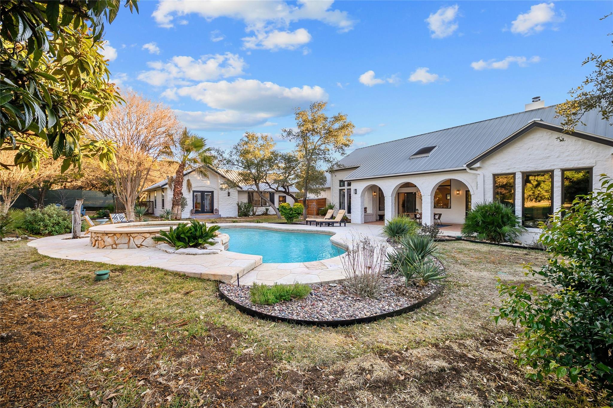 16904 Upper Woods Cv, Austin, TX 78734