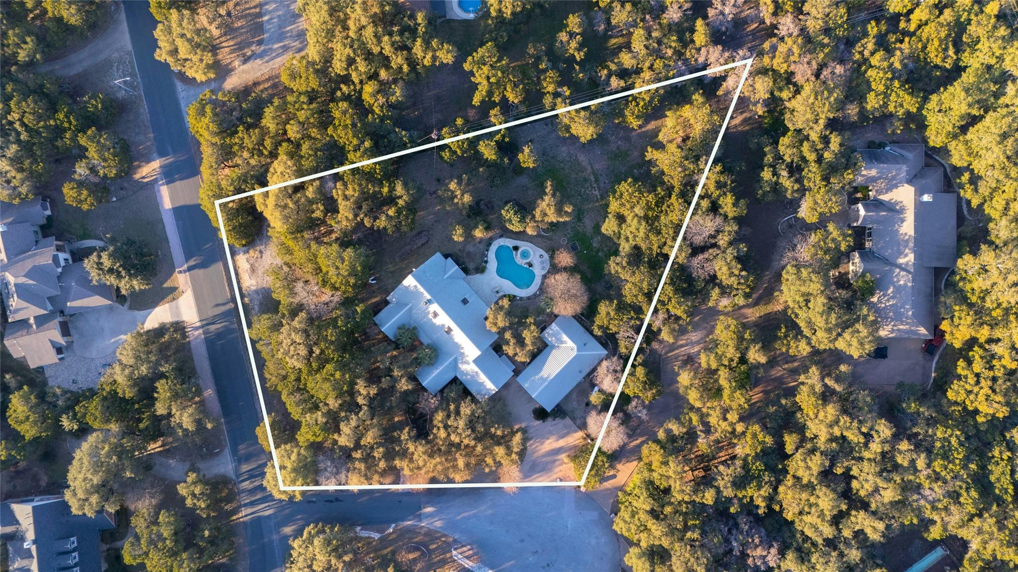 16904 Upper Woods Cv, Austin, TX 78734