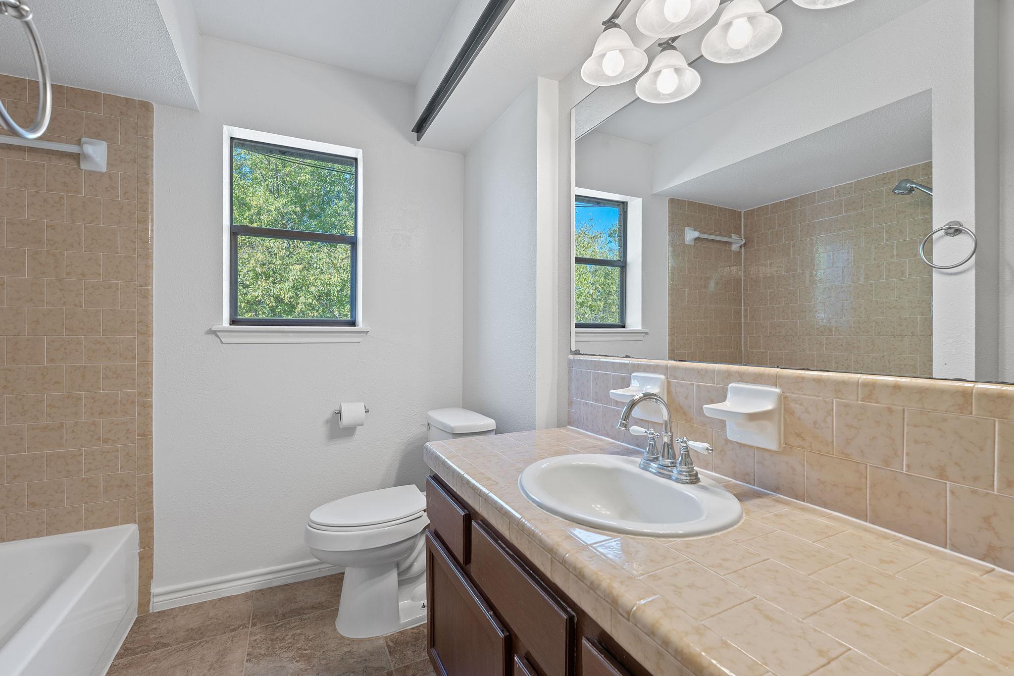 130 Meyers Rd, Buda, TX 78610