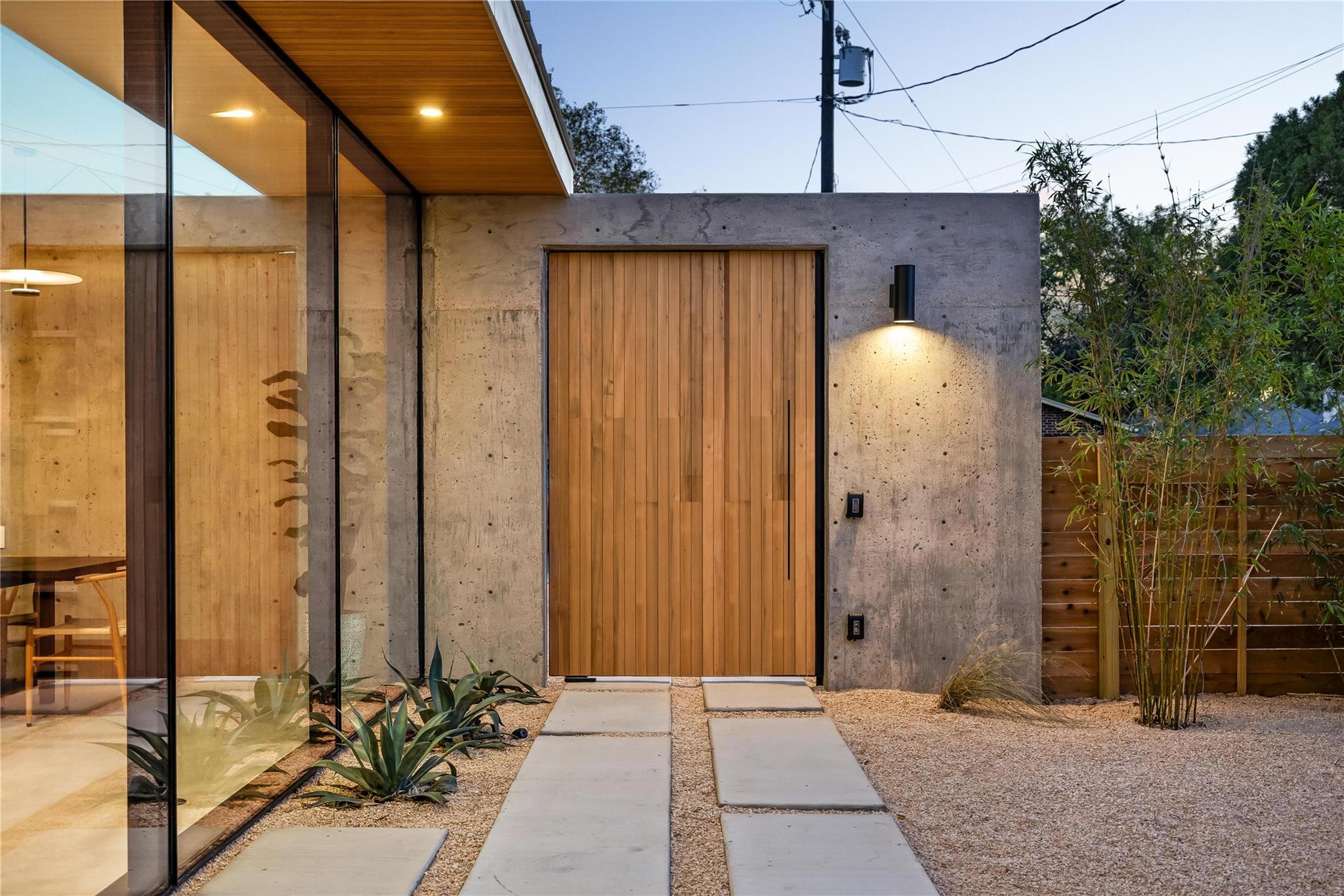 2014 Gathright Cv # A, Austin, TX 78704