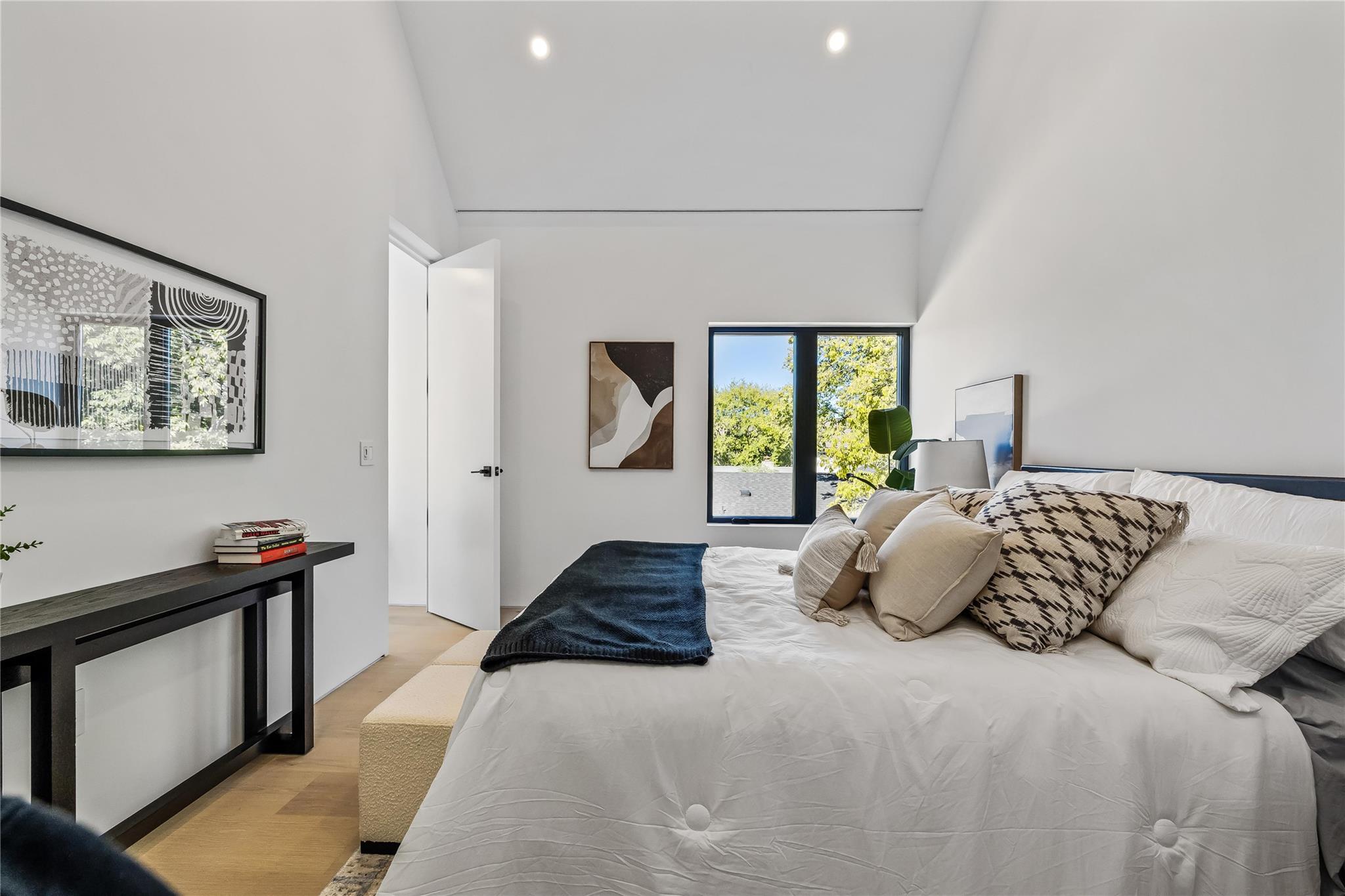 2014 Gathright Cv # A, Austin, TX 78704