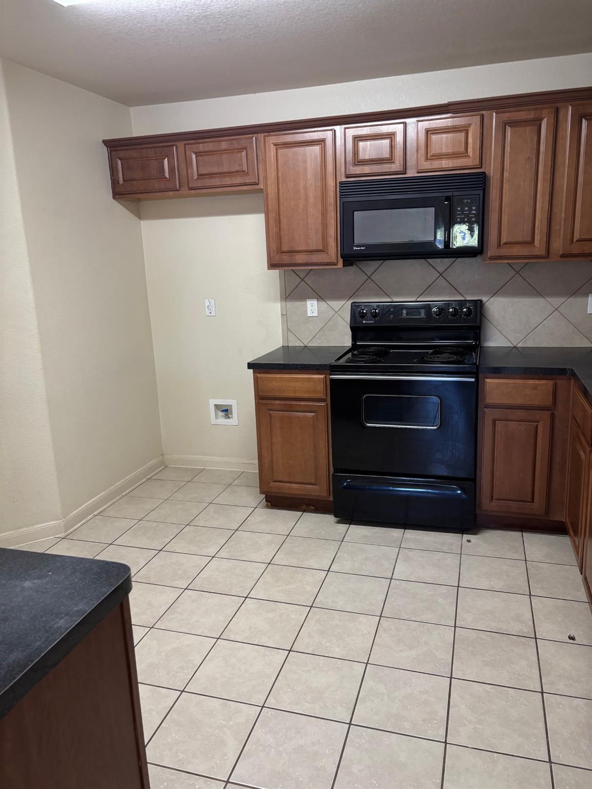 1410 Bergin Ct # A, Georgetown, TX 78626