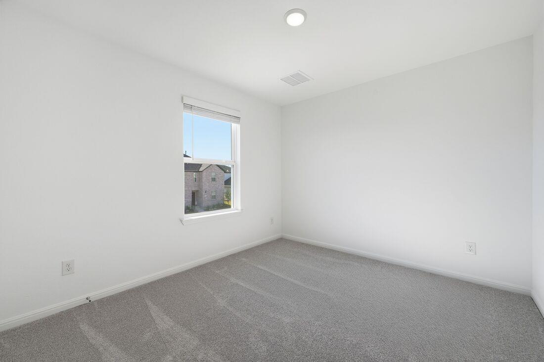 1013 Vanderscile Rd, Hutto, TX 78634