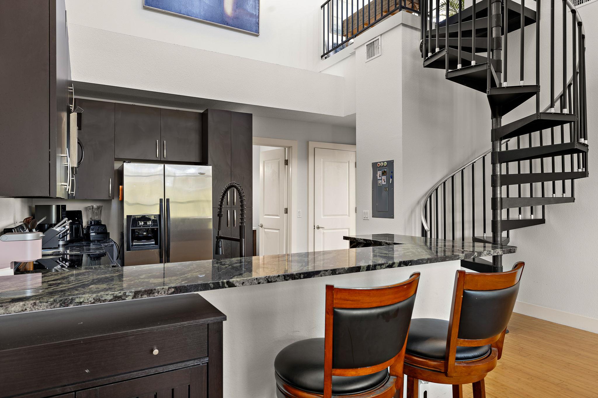 907 Duncan Ln # 302, Austin, TX 78705