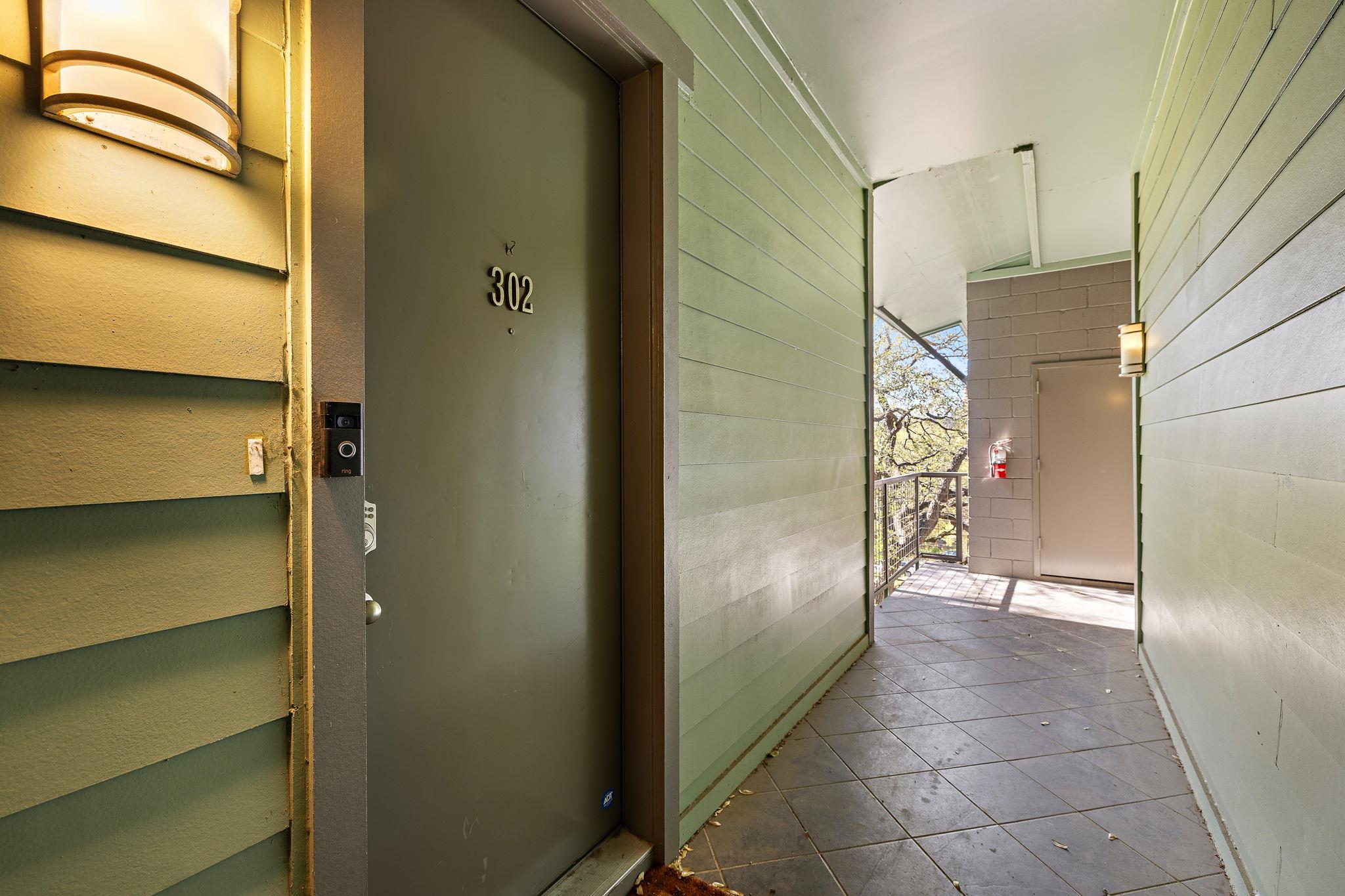 907 Duncan Ln # 302, Austin, TX 78705