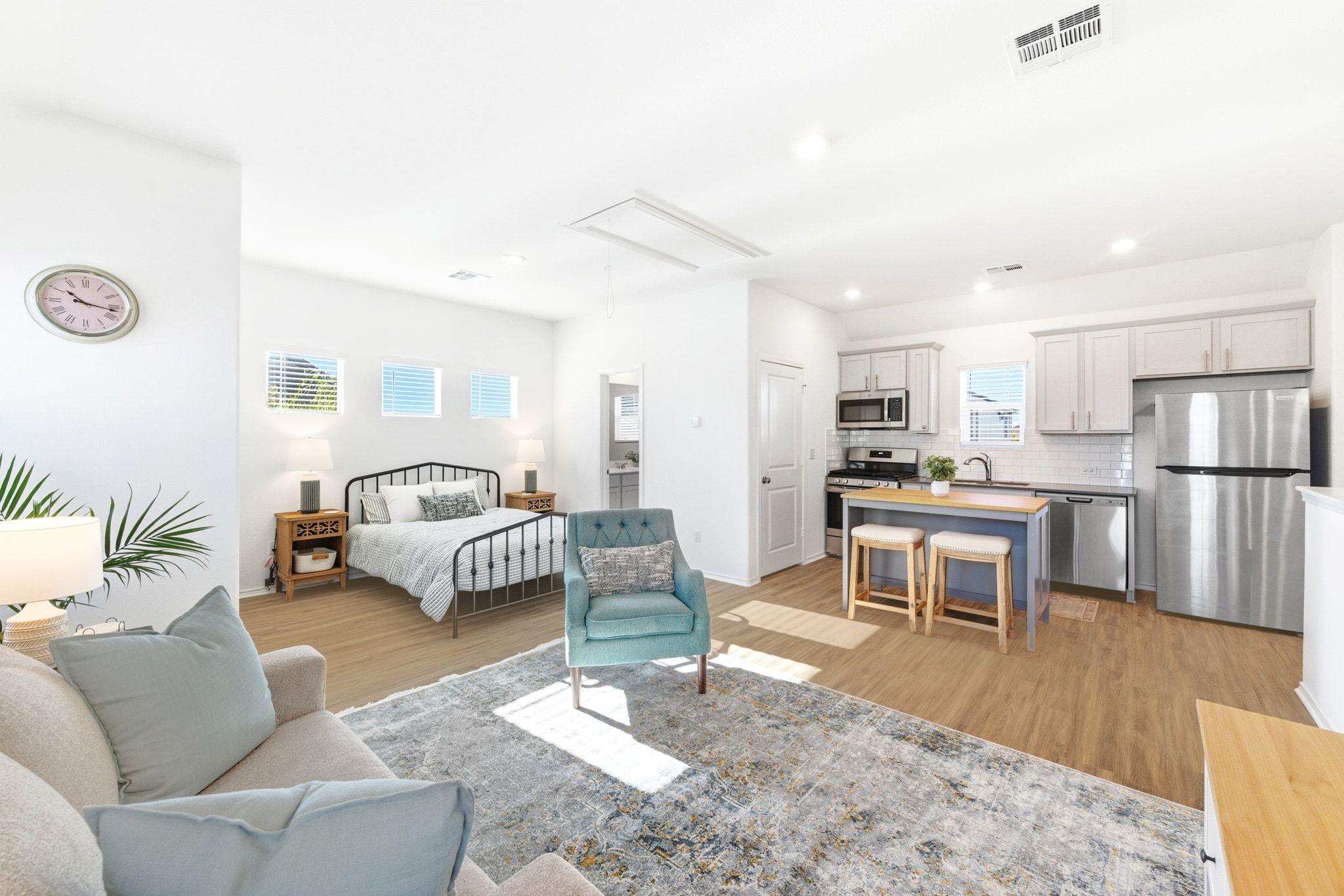 160 Rioja # Garage Apartment, Kyle, TX 78640