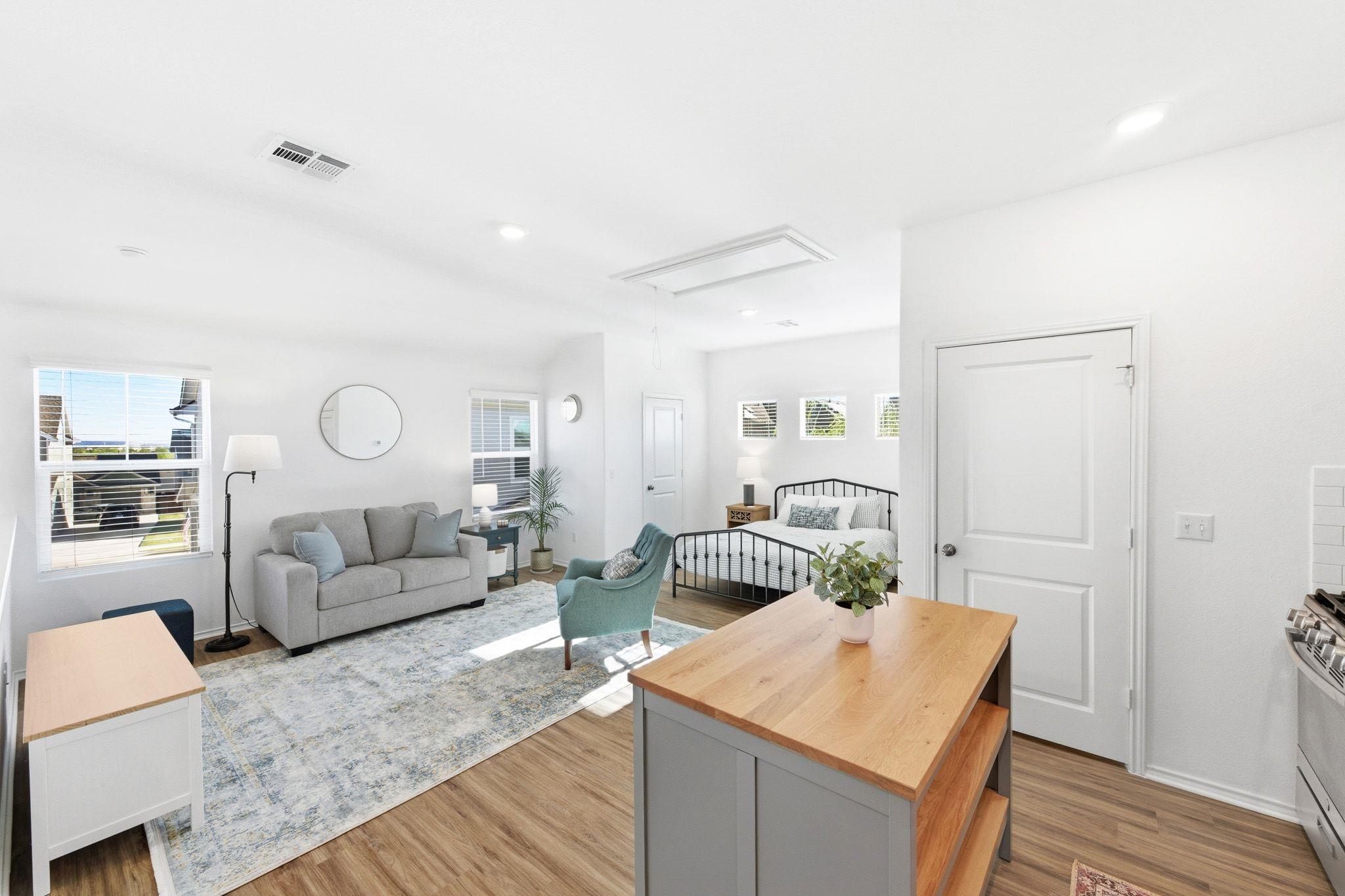 160 Rioja # Garage Apartment, Kyle, TX 78640