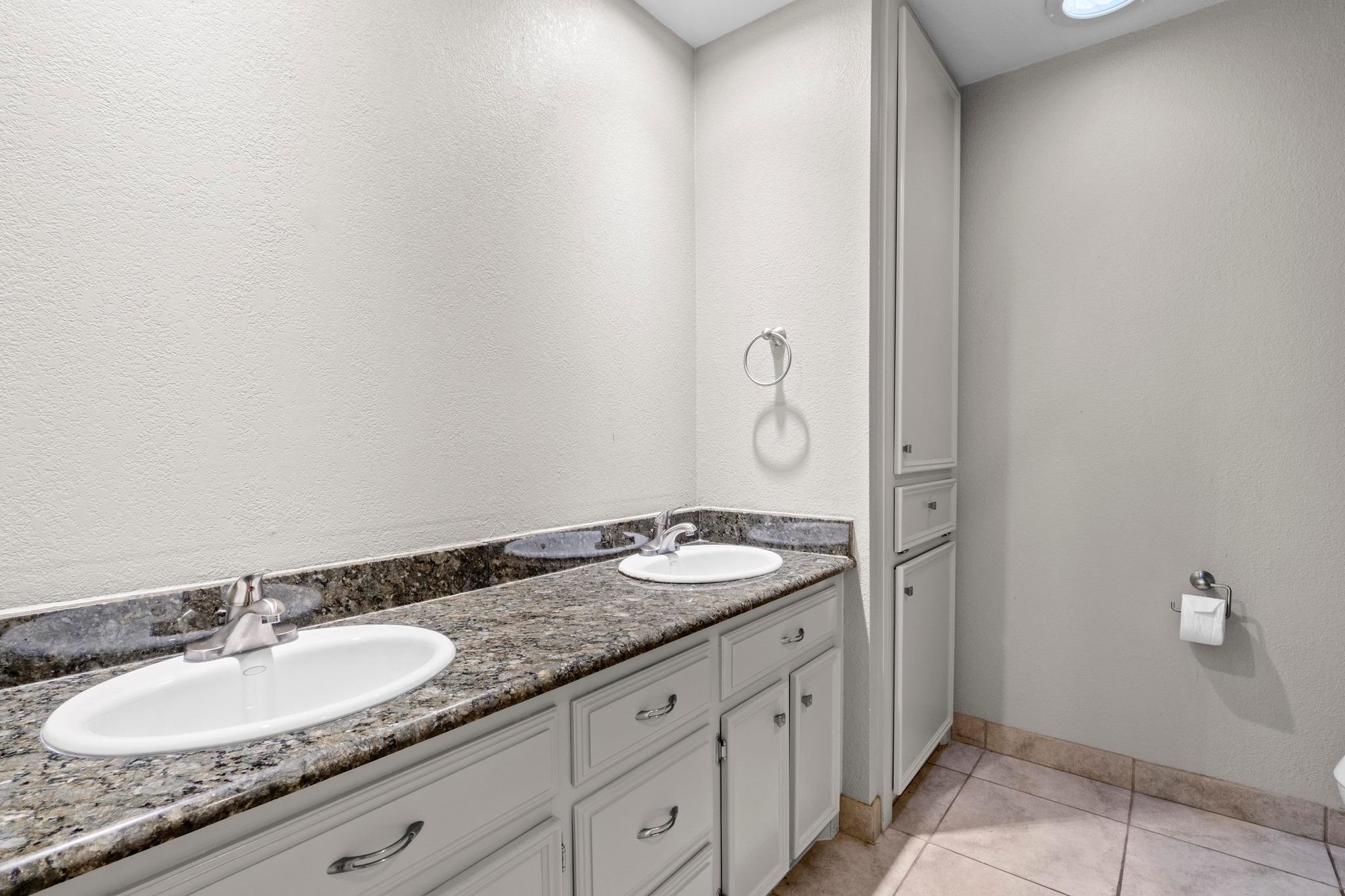 12317 Indian Mound Dr, Austin, TX 78758