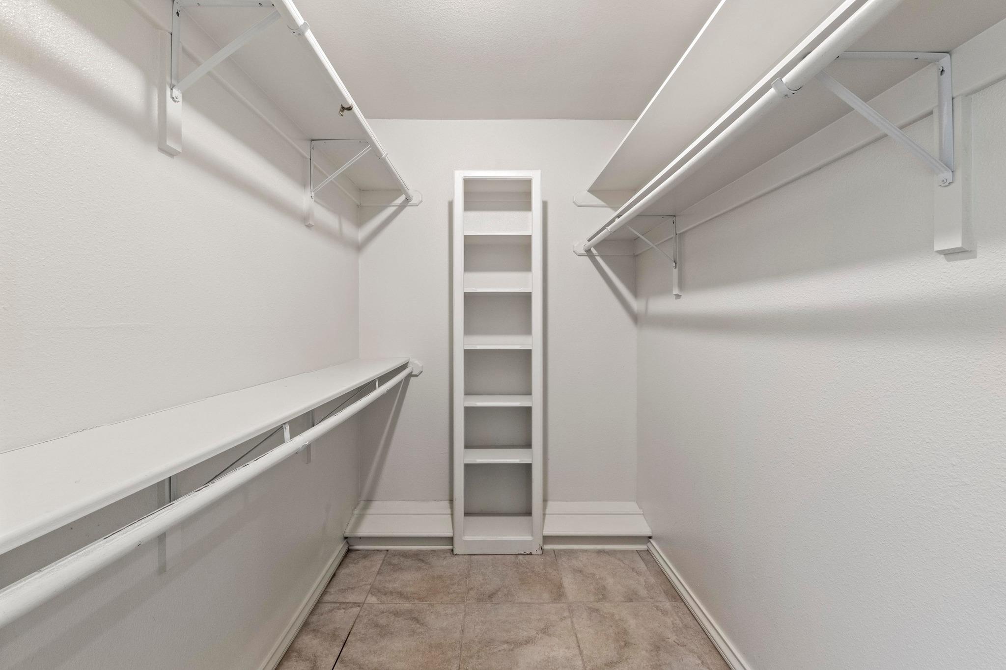 12317 Indian Mound Dr, Austin, TX 78758