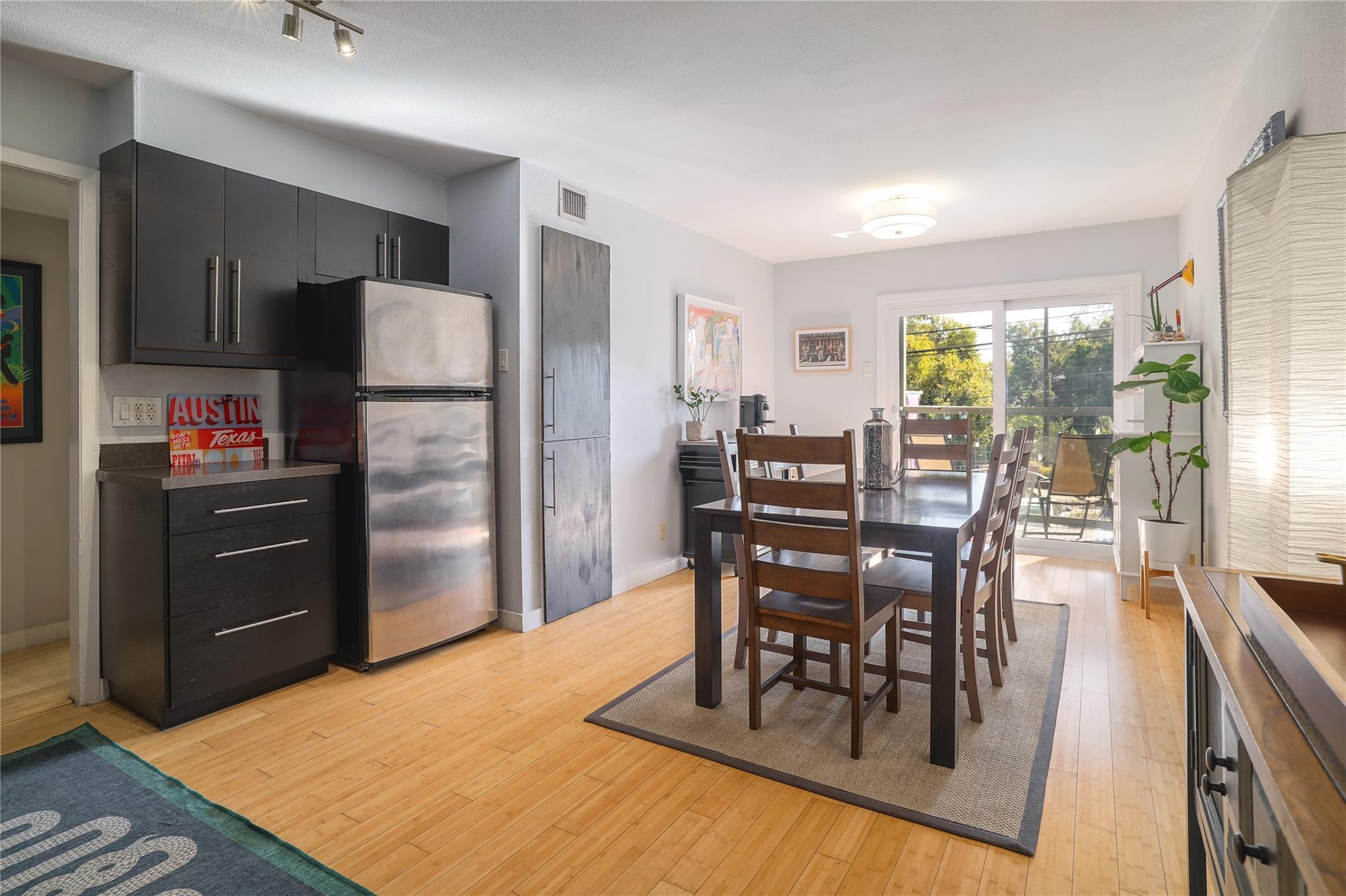 2303 East Side Dr # 223, Austin, TX 78704