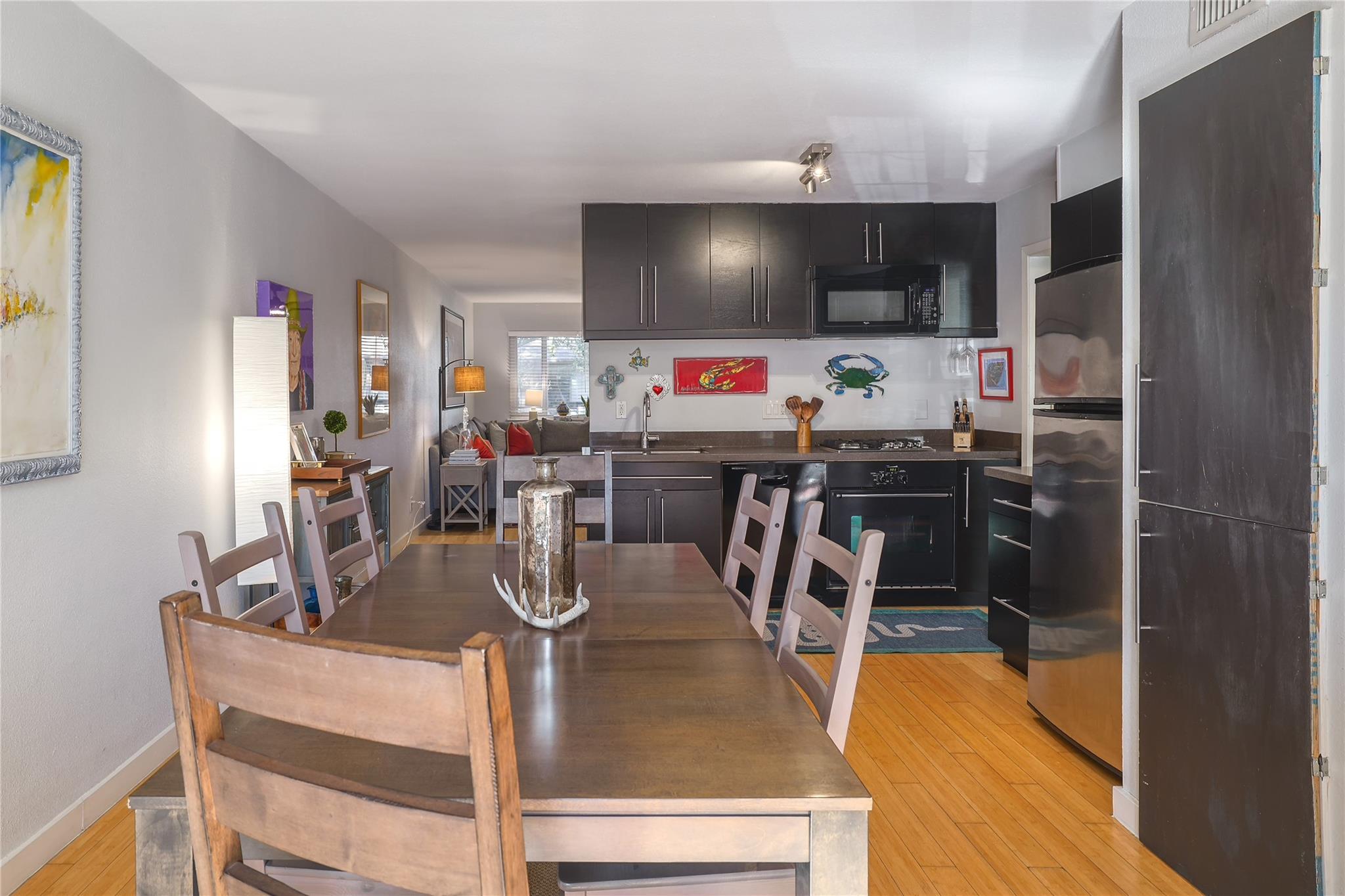 2303 East Side Dr # 223, Austin, TX 78704