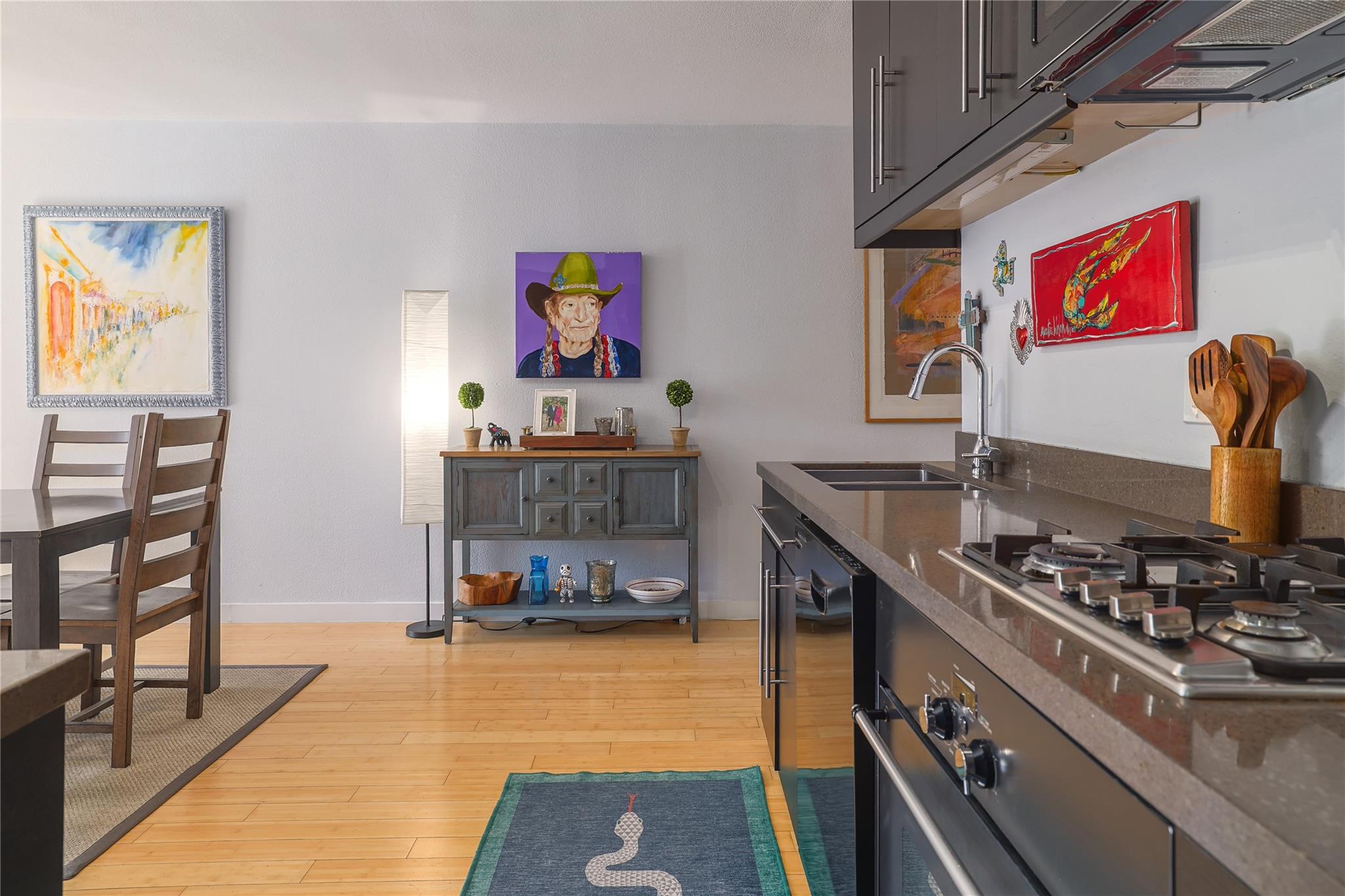 2303 East Side Dr # 223, Austin, TX 78704