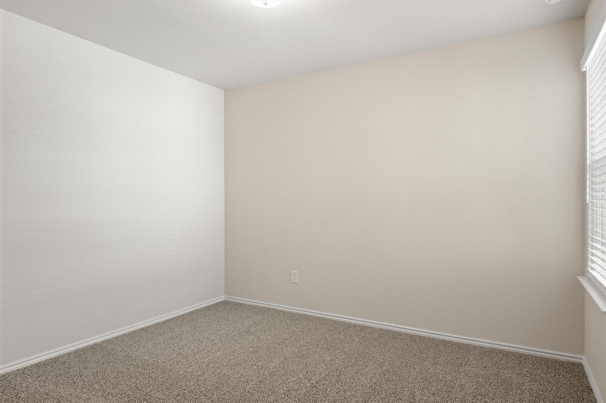 12811 Village Spun Plz, Buda, TX 78610