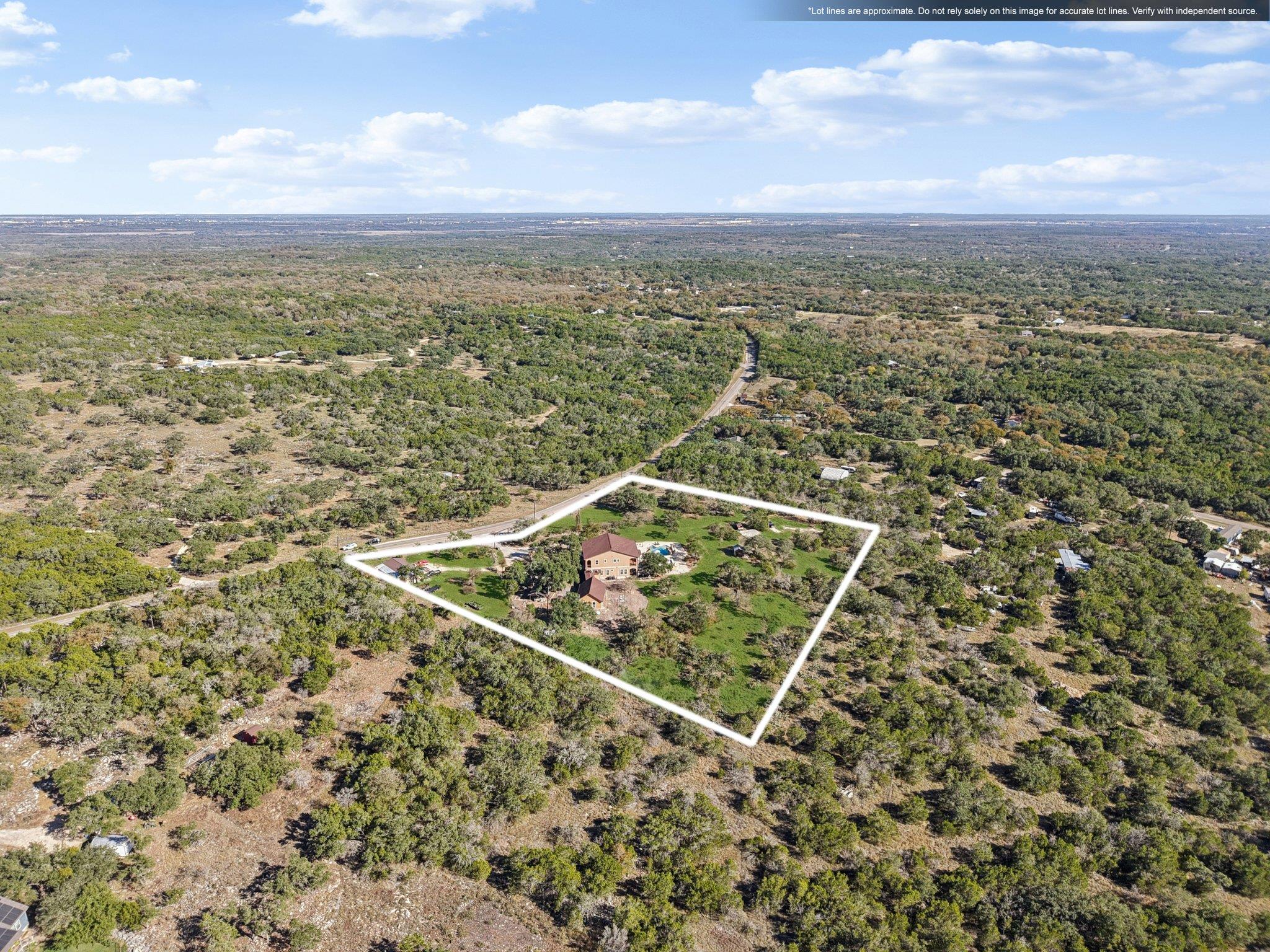 4401 Hilliard Rd, San Marcos, TX 78666