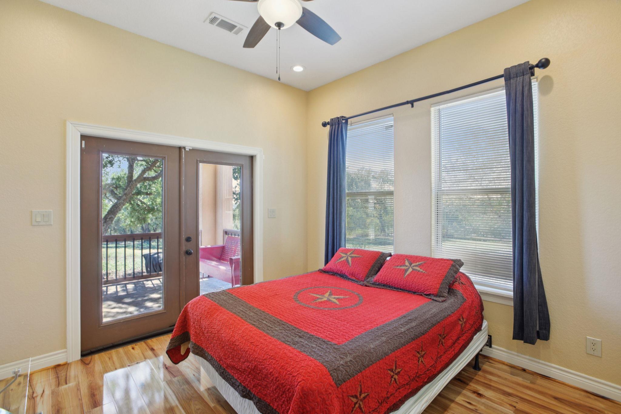 4401 Hilliard Rd, San Marcos, TX 78666