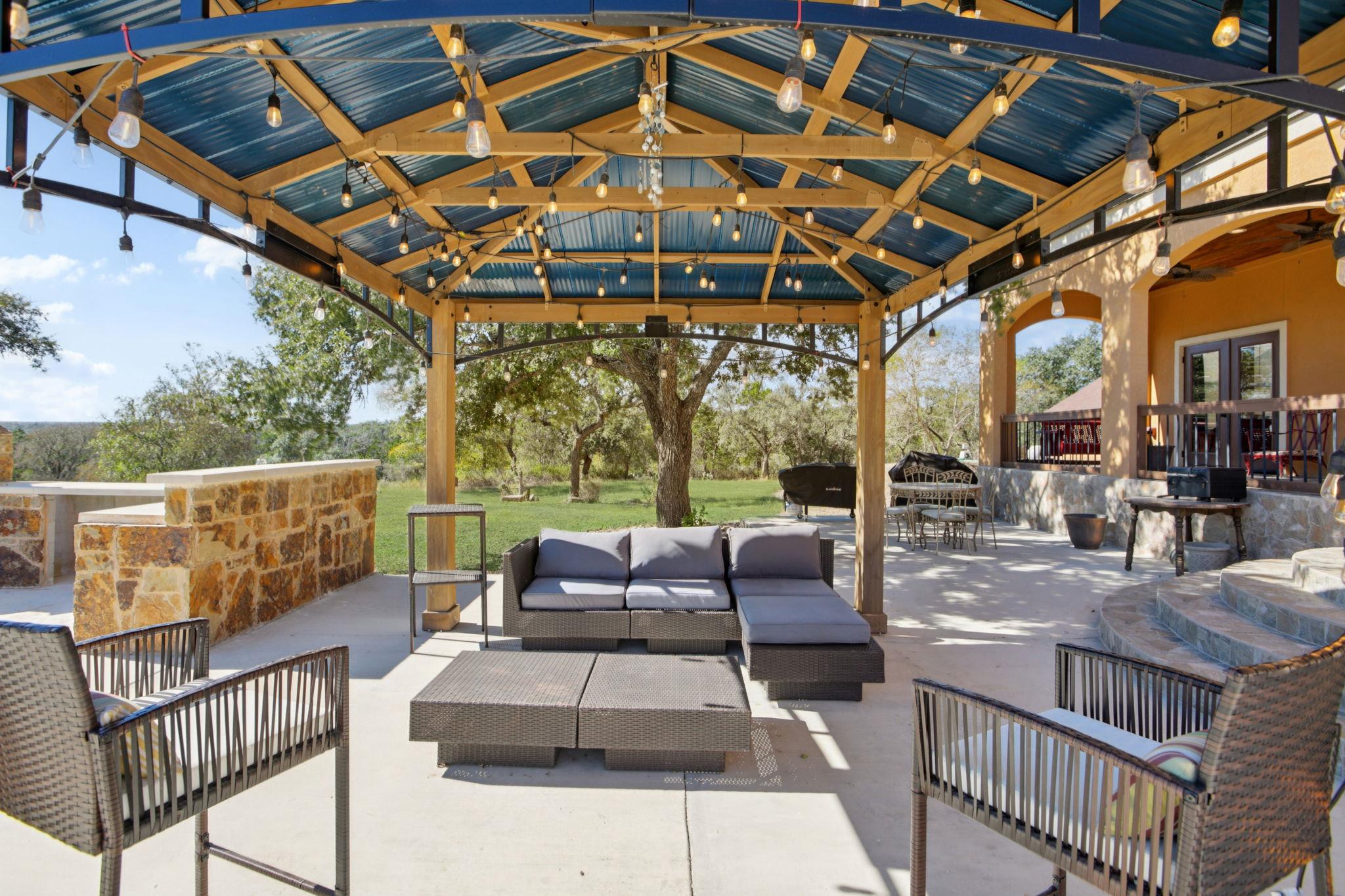 4401 Hilliard Rd, San Marcos, TX 78666