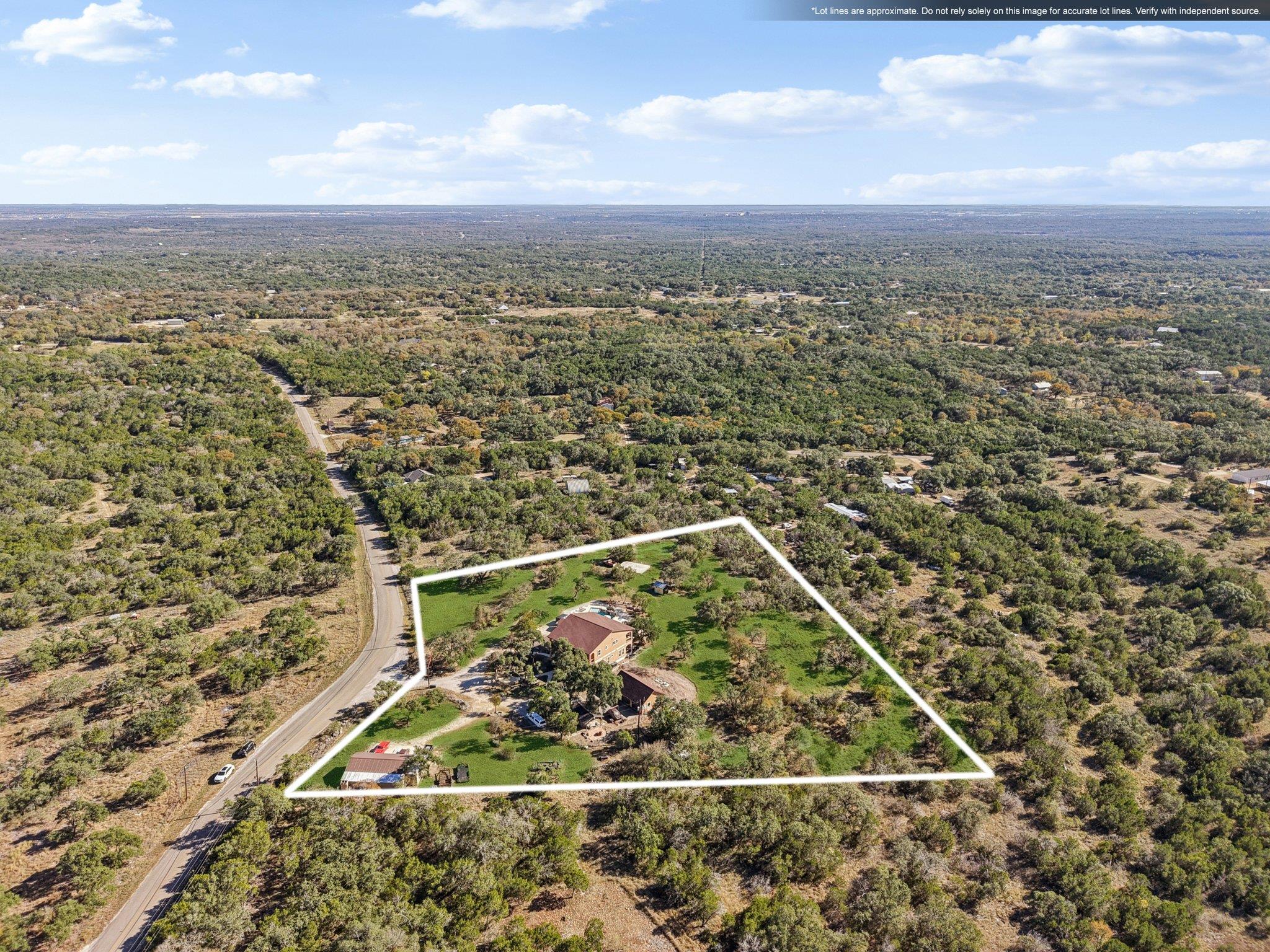 4401 Hilliard Rd, San Marcos, TX 78666