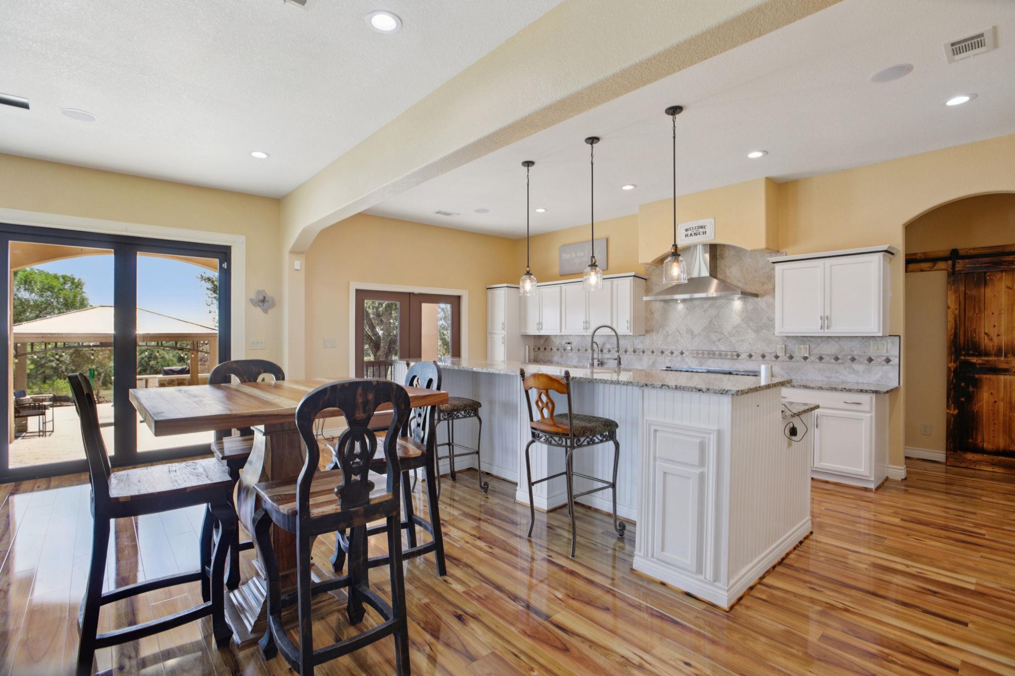 4401 Hilliard Rd, San Marcos, TX 78666