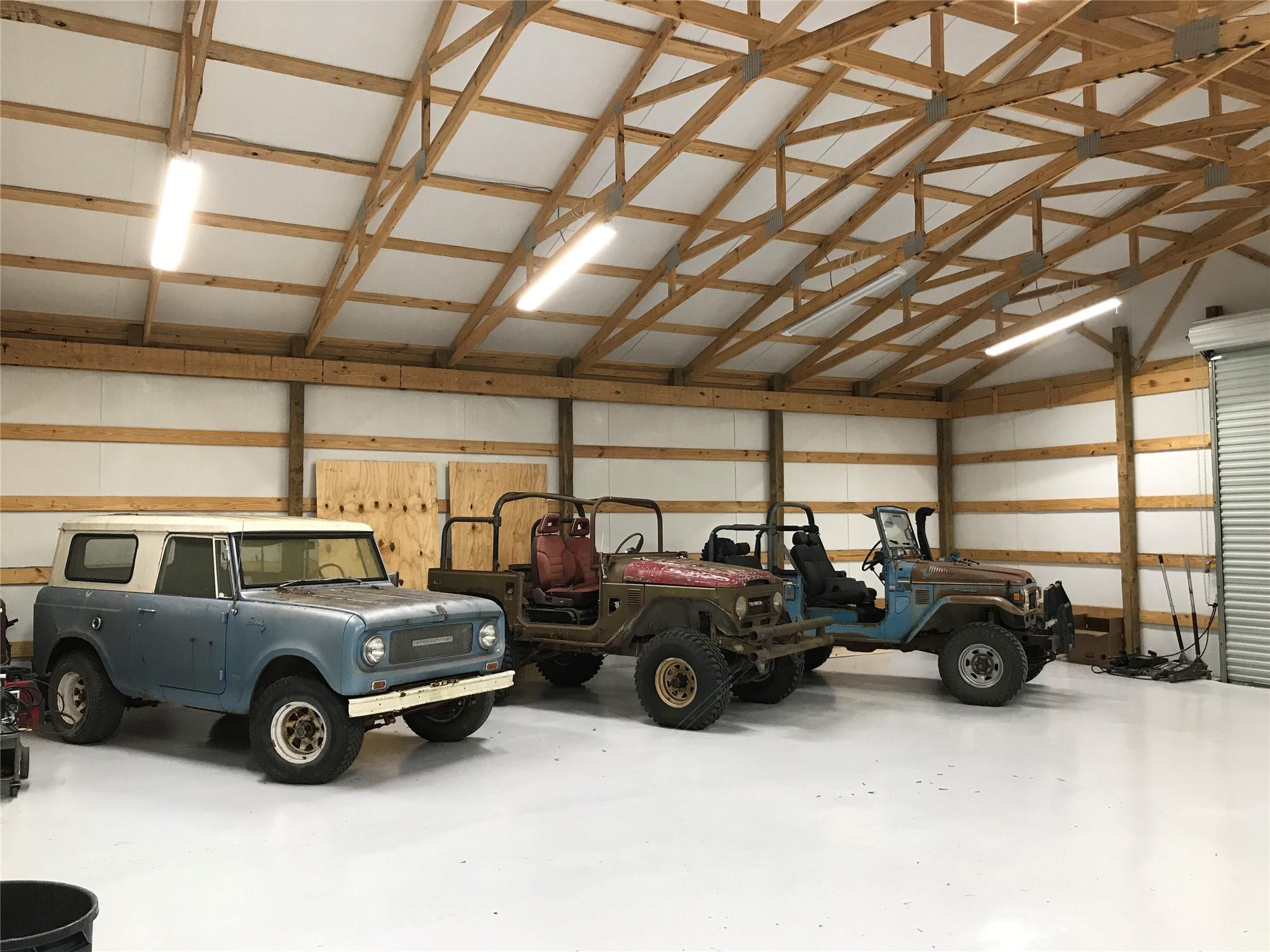 841 Rolling Hills Dr, Wimberley, TX 78676