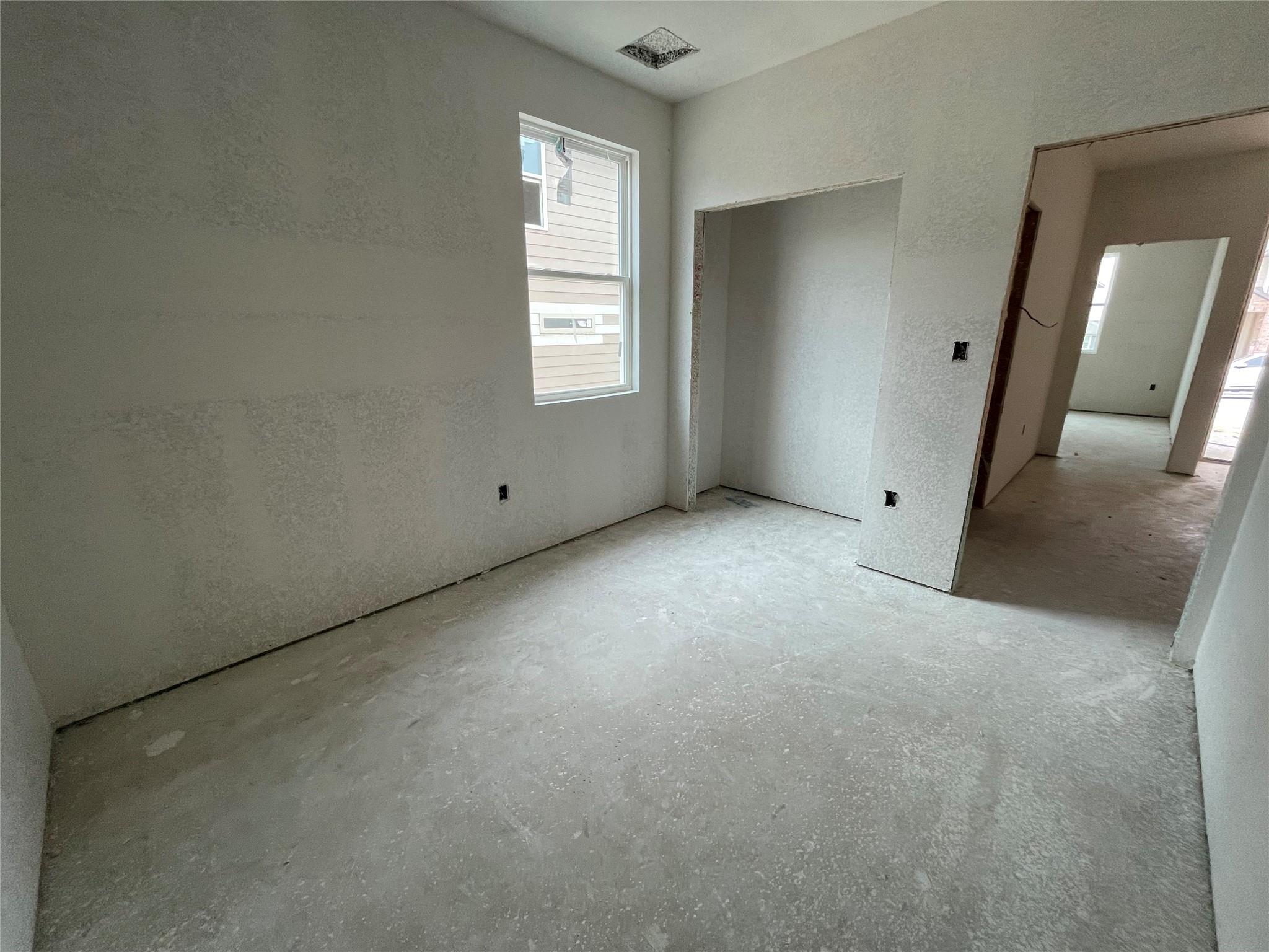 607 Palo Brea Loop, Hutto, TX 78634