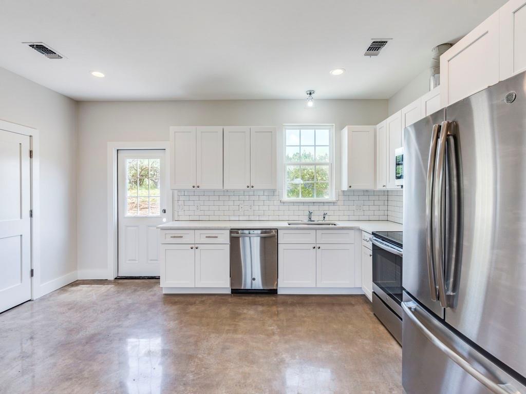 500 Harmon Hills Cv # N, Dripping Springs, TX 78620