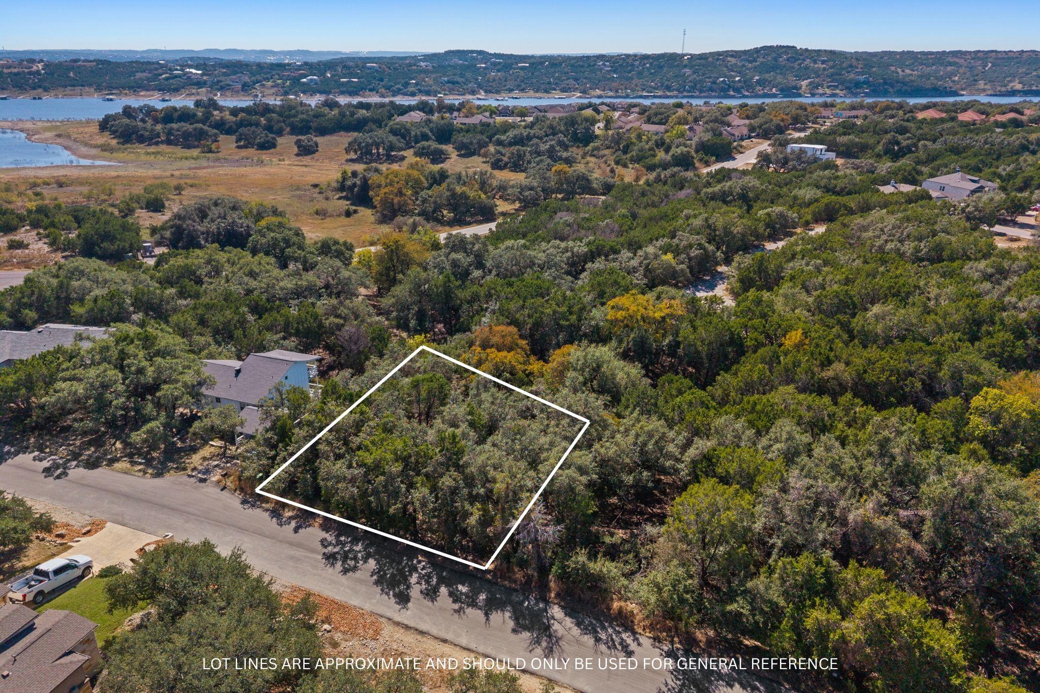 2304 Newton Dr, Lago Vista, TX 78645