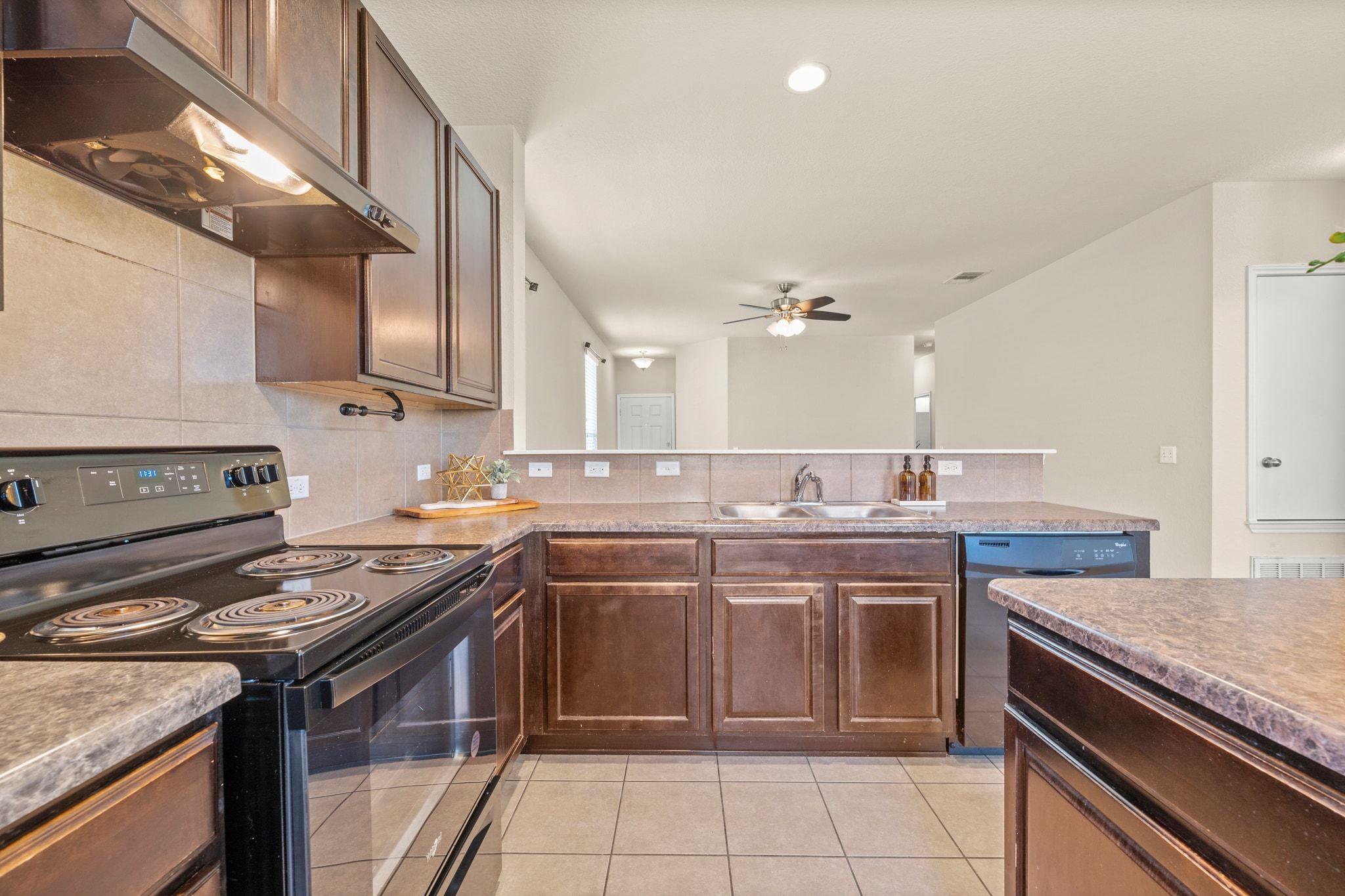 5704 Levenwood Ln, Austin, TX 78724