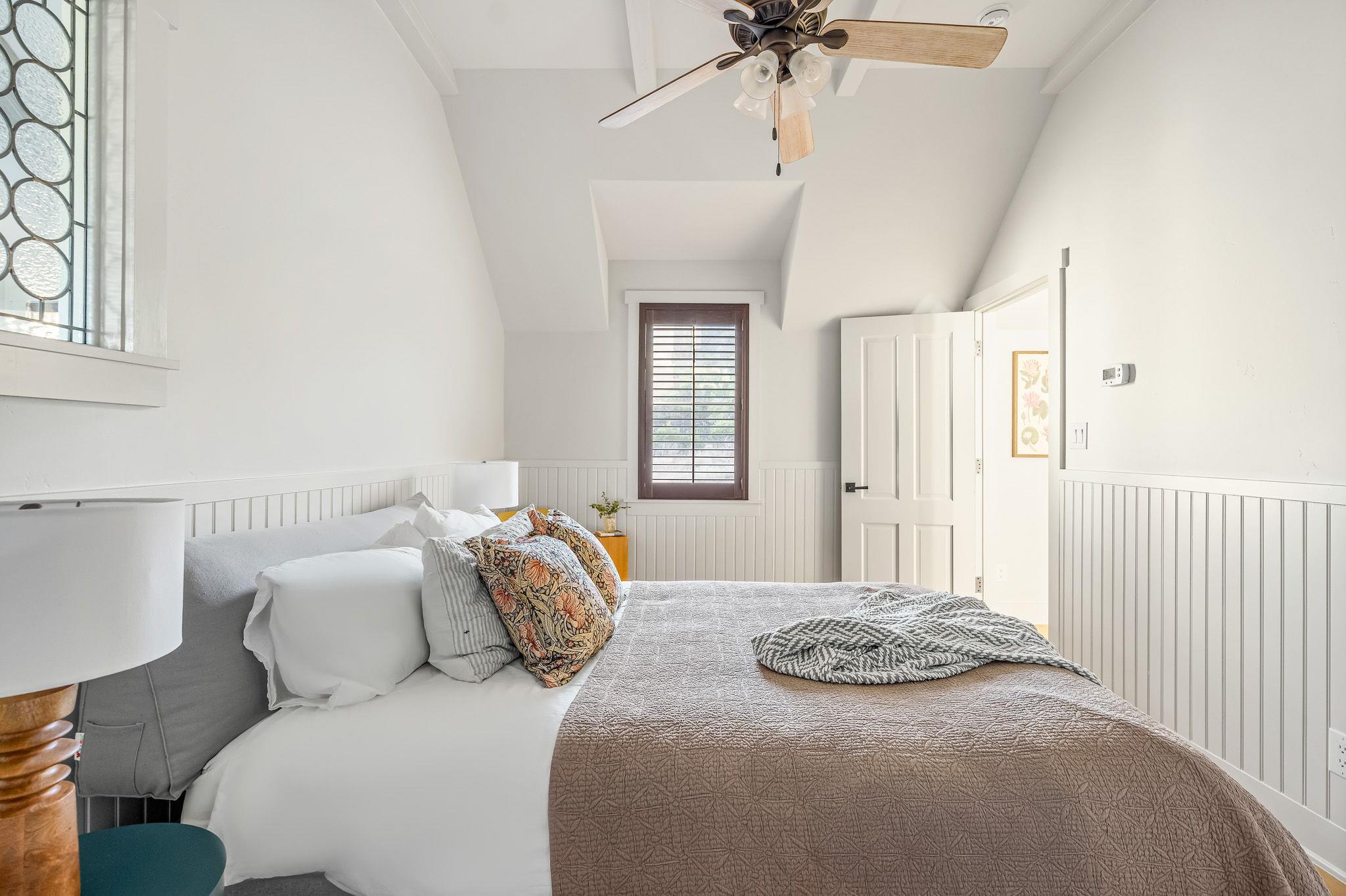 65 Riviera Cv, Fredericksburg, TX 78624