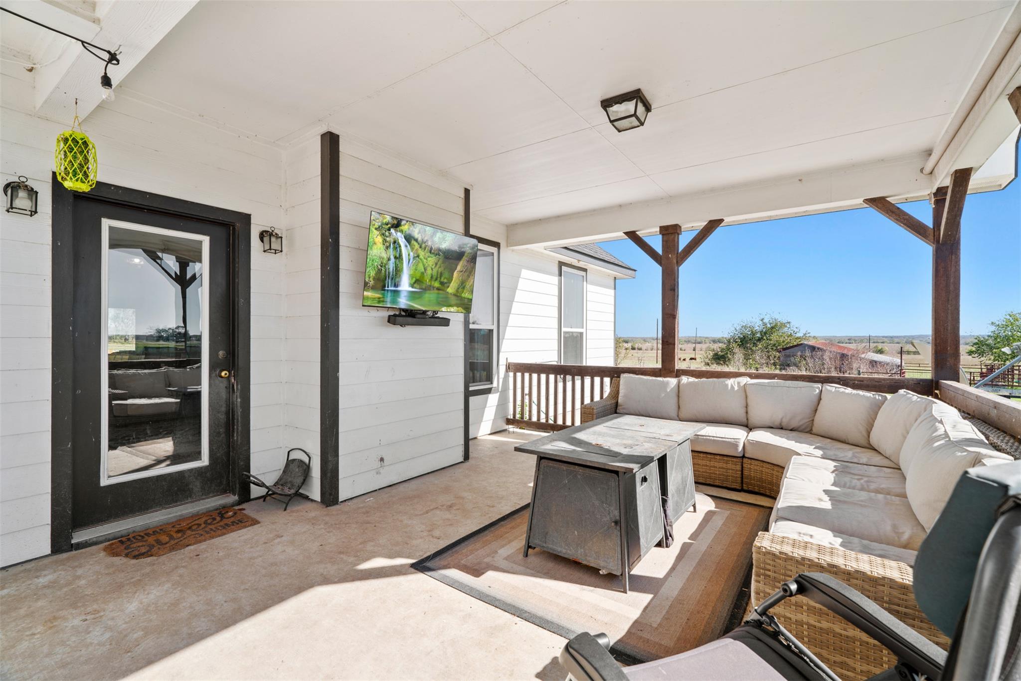 6097 N Fm 908, Rockdale, TX 76567