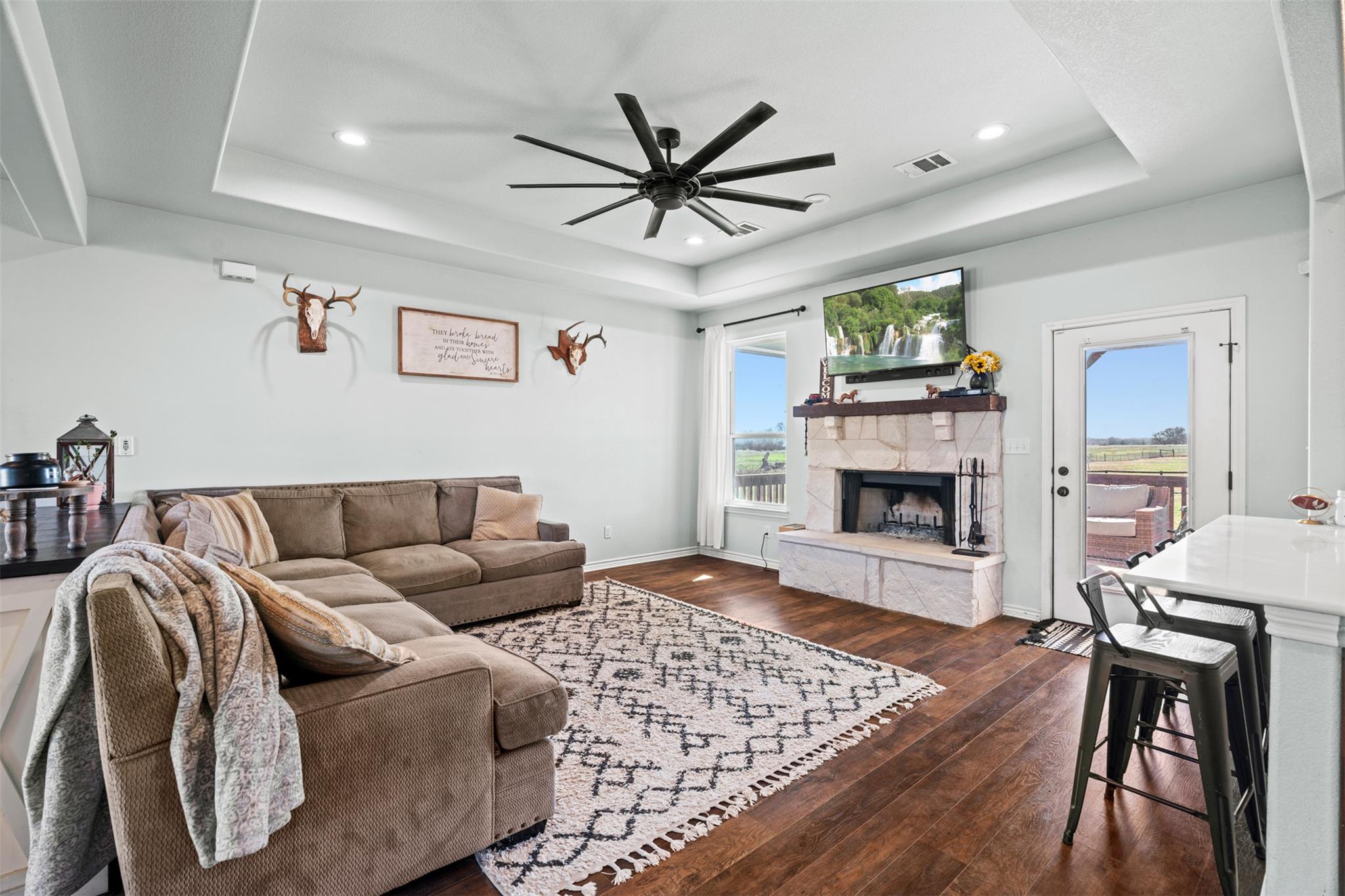 6097 N Fm 908, Rockdale, TX 76567