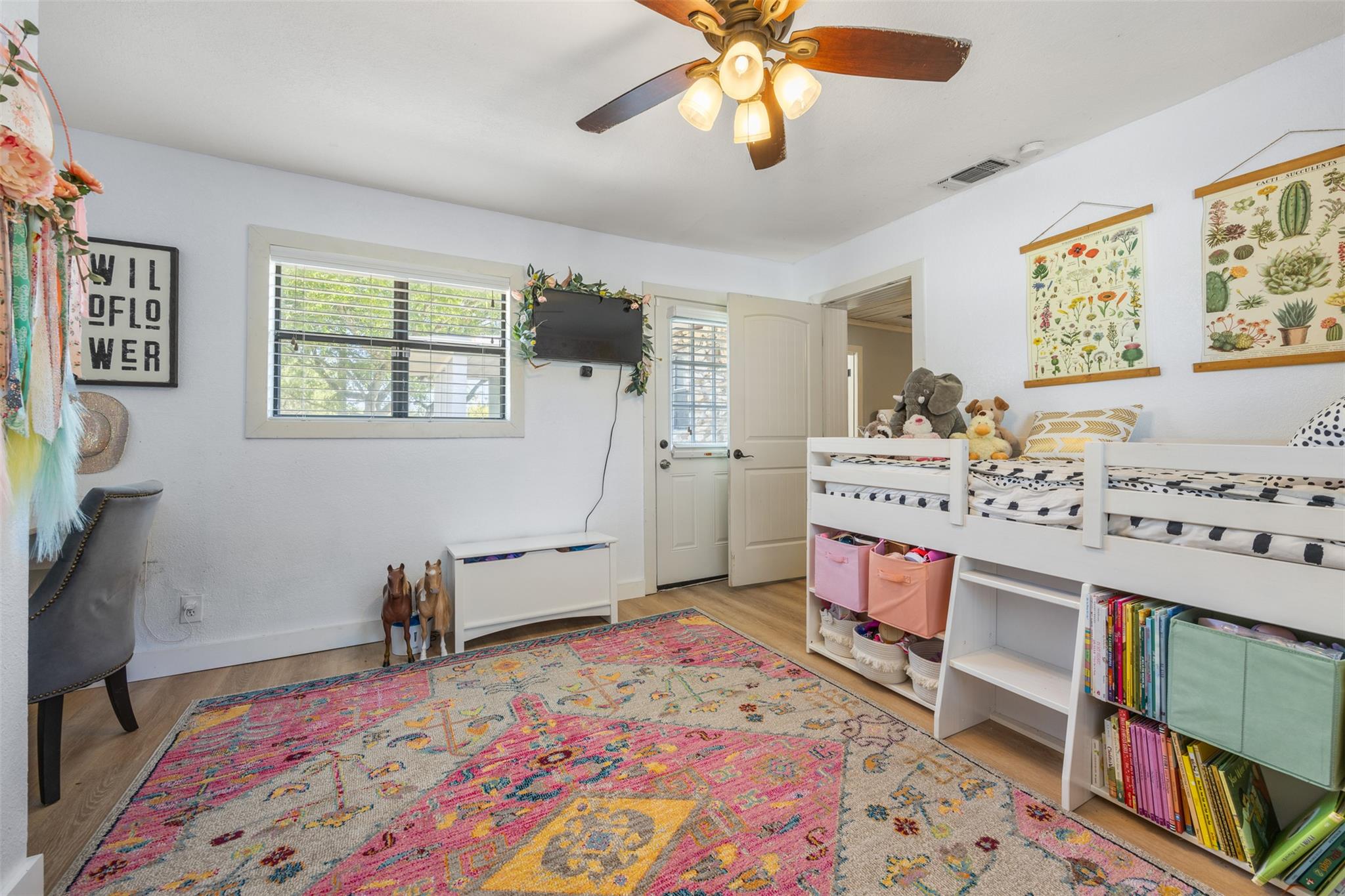 1071 Rolling Hills Dr, Wimberley, TX 78676