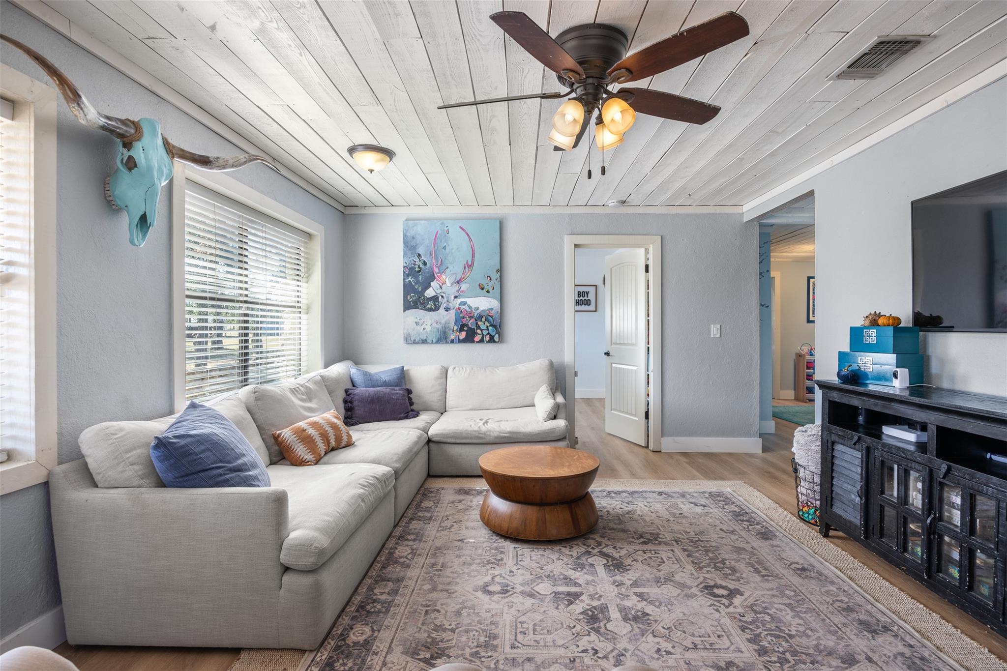 1071 Rolling Hills Dr, Wimberley, TX 78676