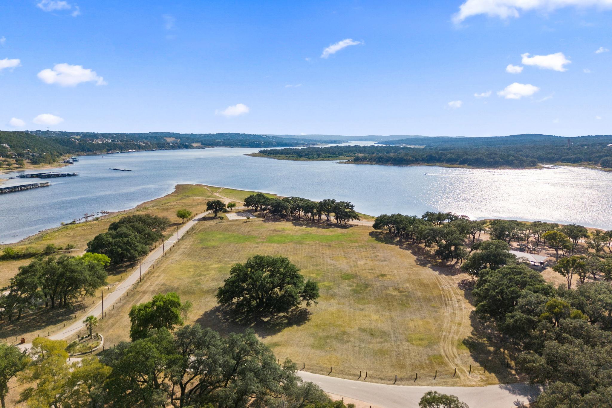 2306 Newton Dr, Lago Vista, TX 78645