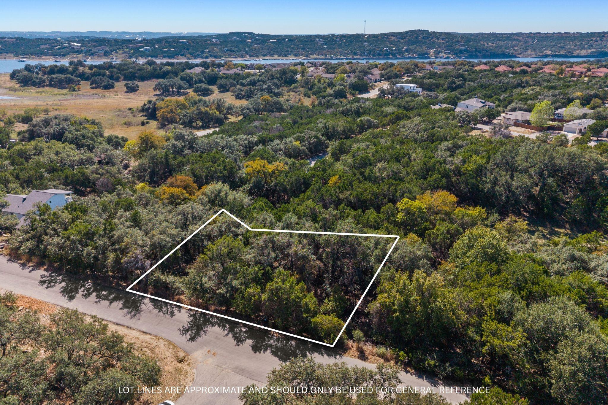 2306 Newton Dr, Lago Vista, TX 78645