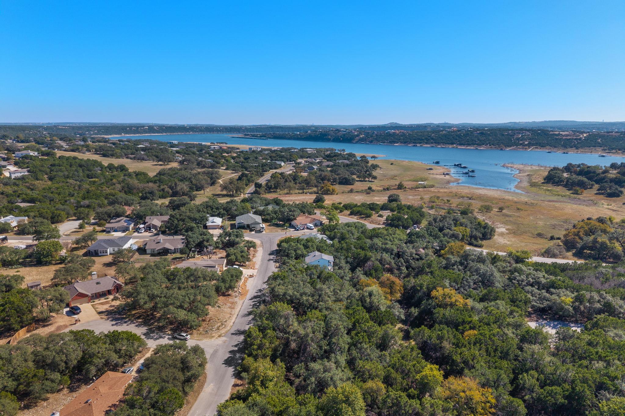 2306 Newton Dr, Lago Vista, TX 78645