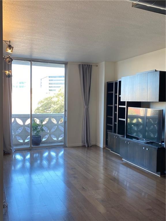 1801 Lavaca St # 2G, Austin, TX 78701