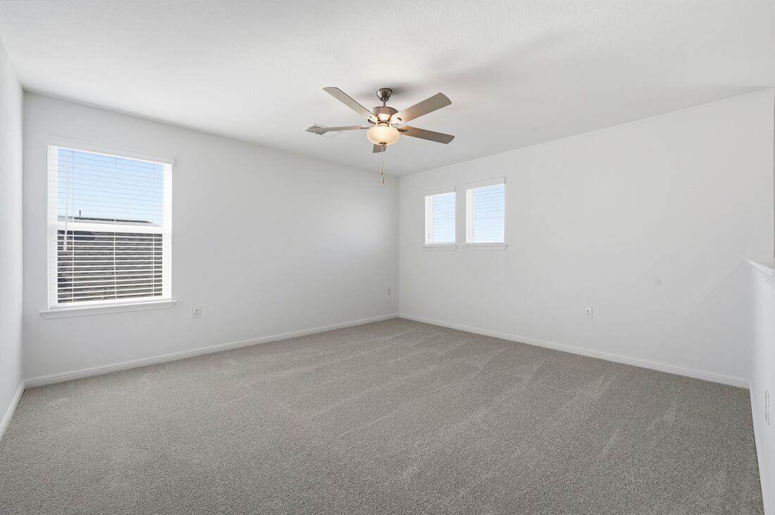 212 Crumpton Way, Hutto, TX 78634