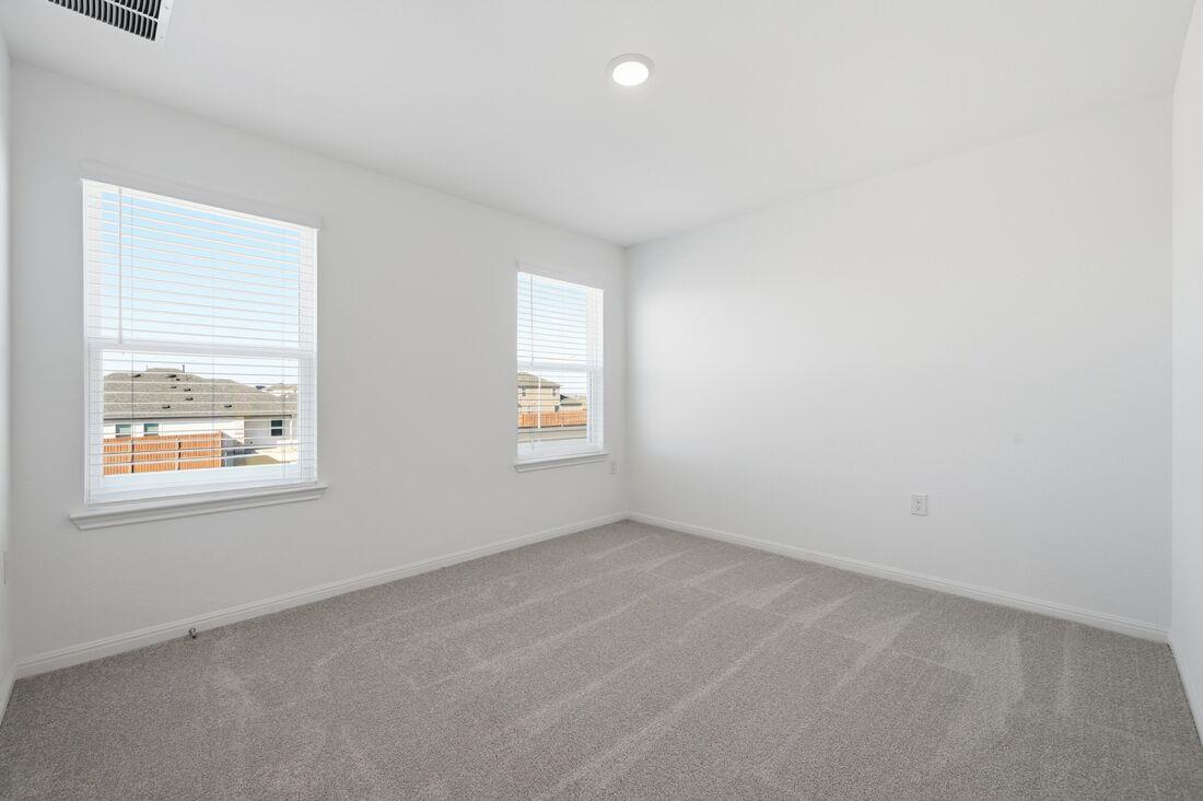 212 Crumpton Way, Hutto, TX 78634