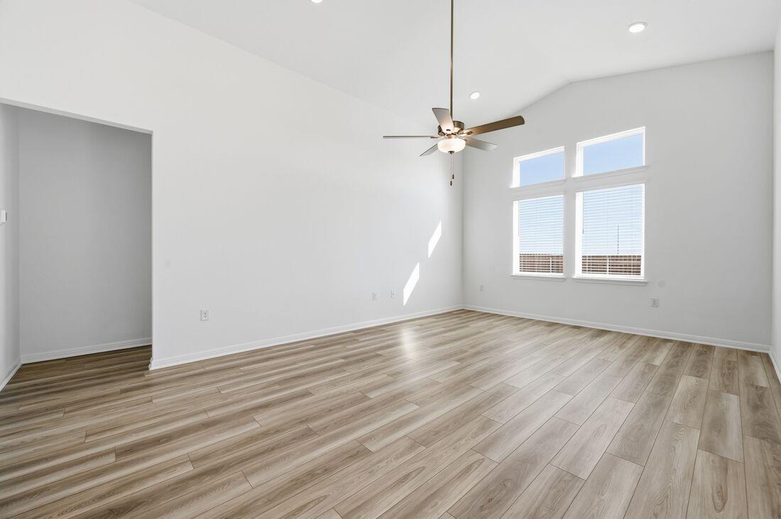 212 Crumpton Way, Hutto, TX 78634