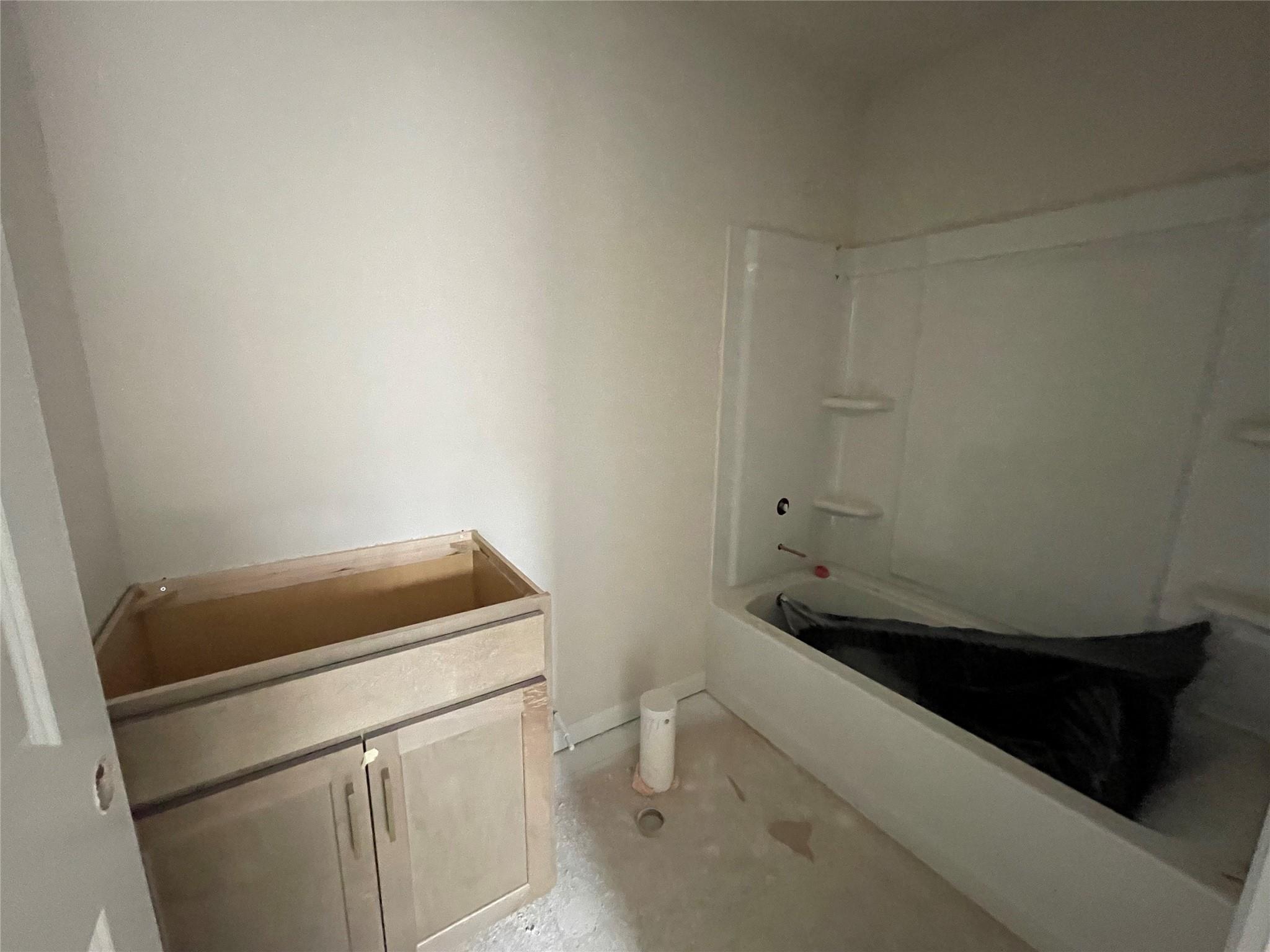 611 Palo Brea Loop, Hutto, TX 78634