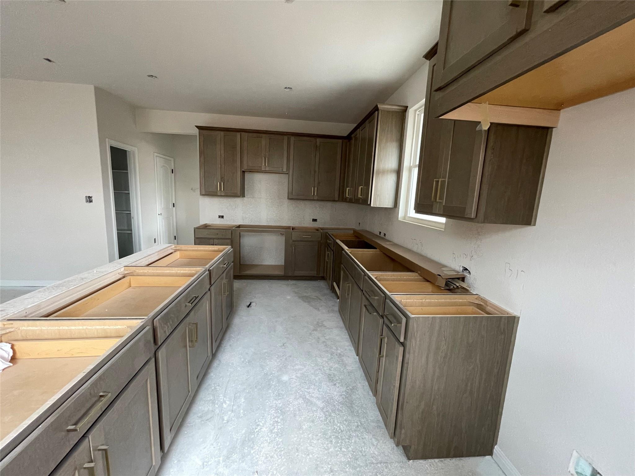 611 Palo Brea Loop, Hutto, TX 78634