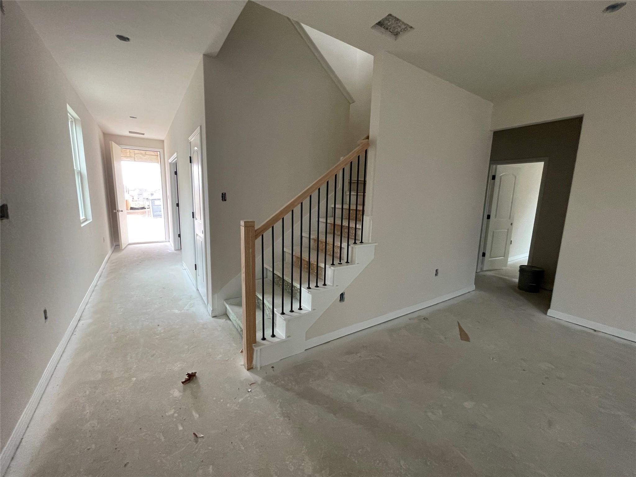 611 Palo Brea Loop, Hutto, TX 78634