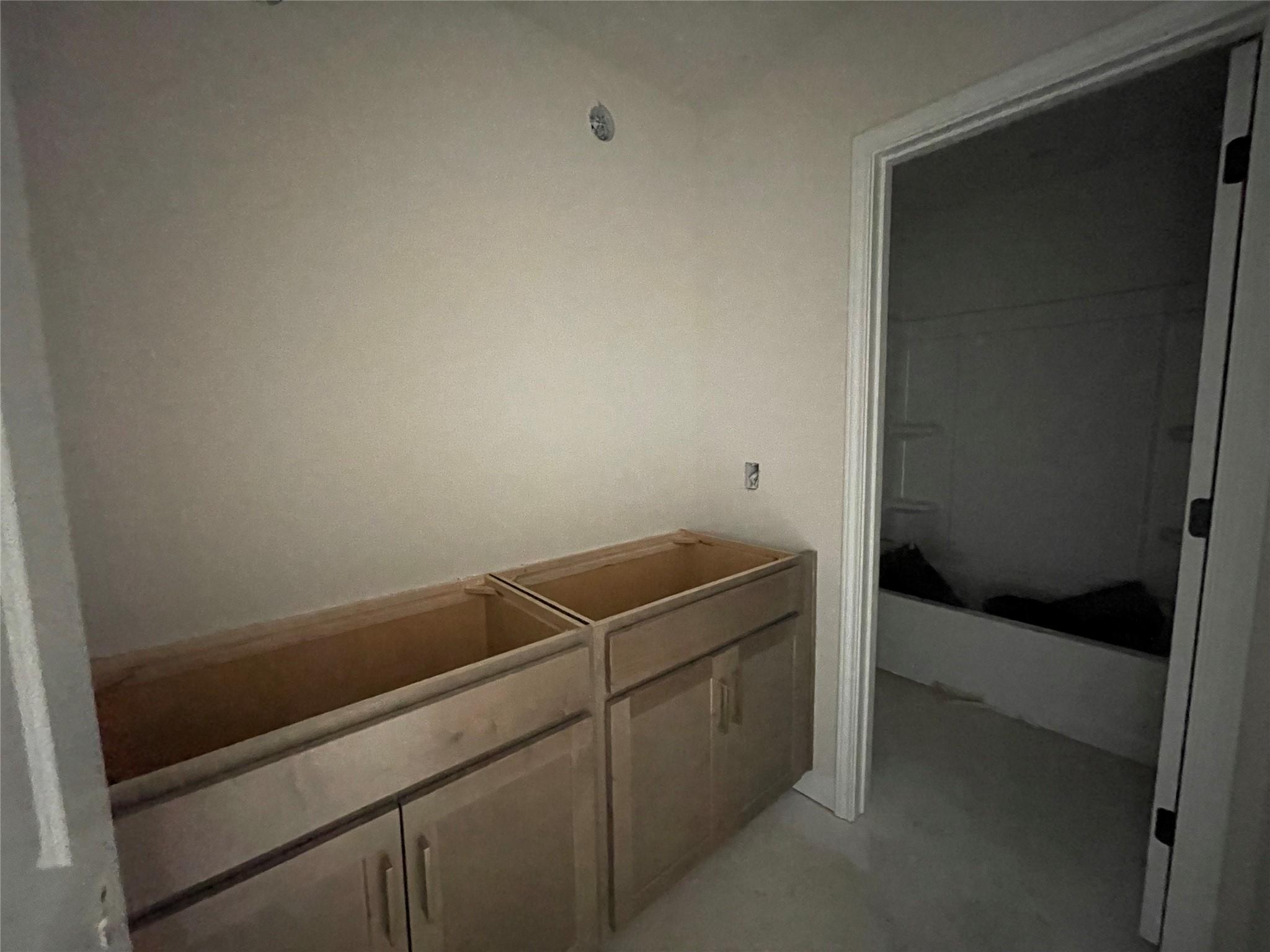 611 Palo Brea Loop, Hutto, TX 78634