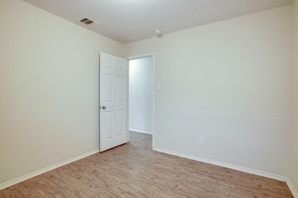 476 Moonwalker Trl, Buda, TX 78610