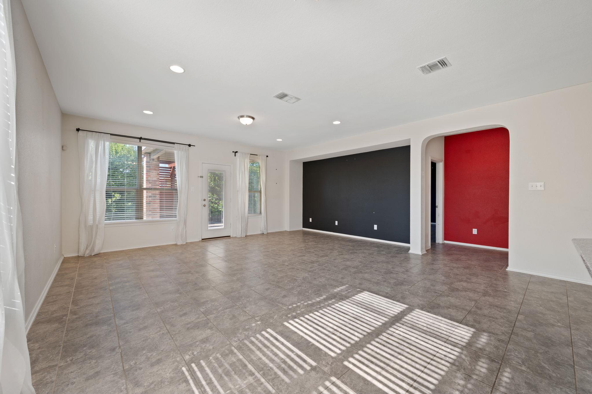 14712 Lake Victor Dr, Pflugerville, TX 78660